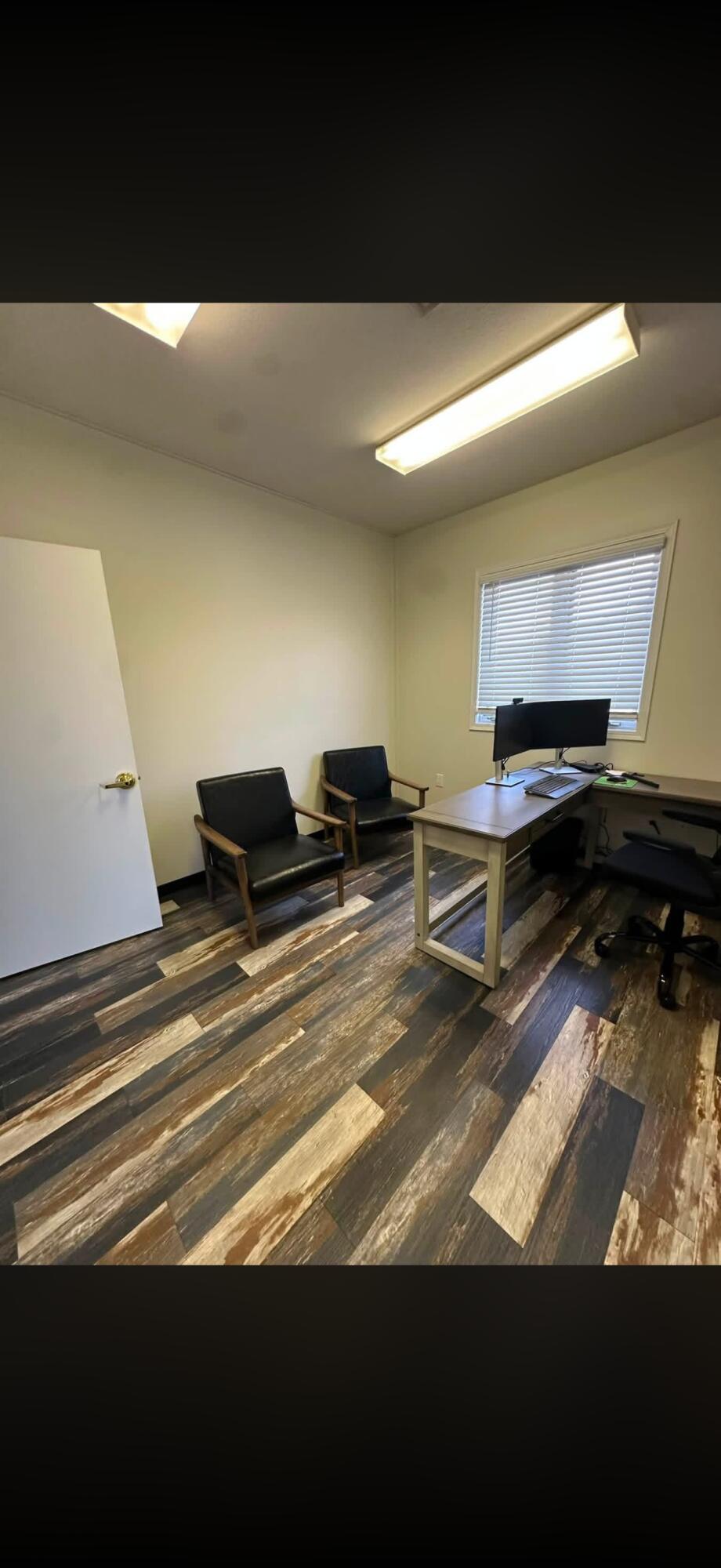 Photo 5 - Commercial Lease for sale – 1350 E Kingsley Street  Springfield, MO