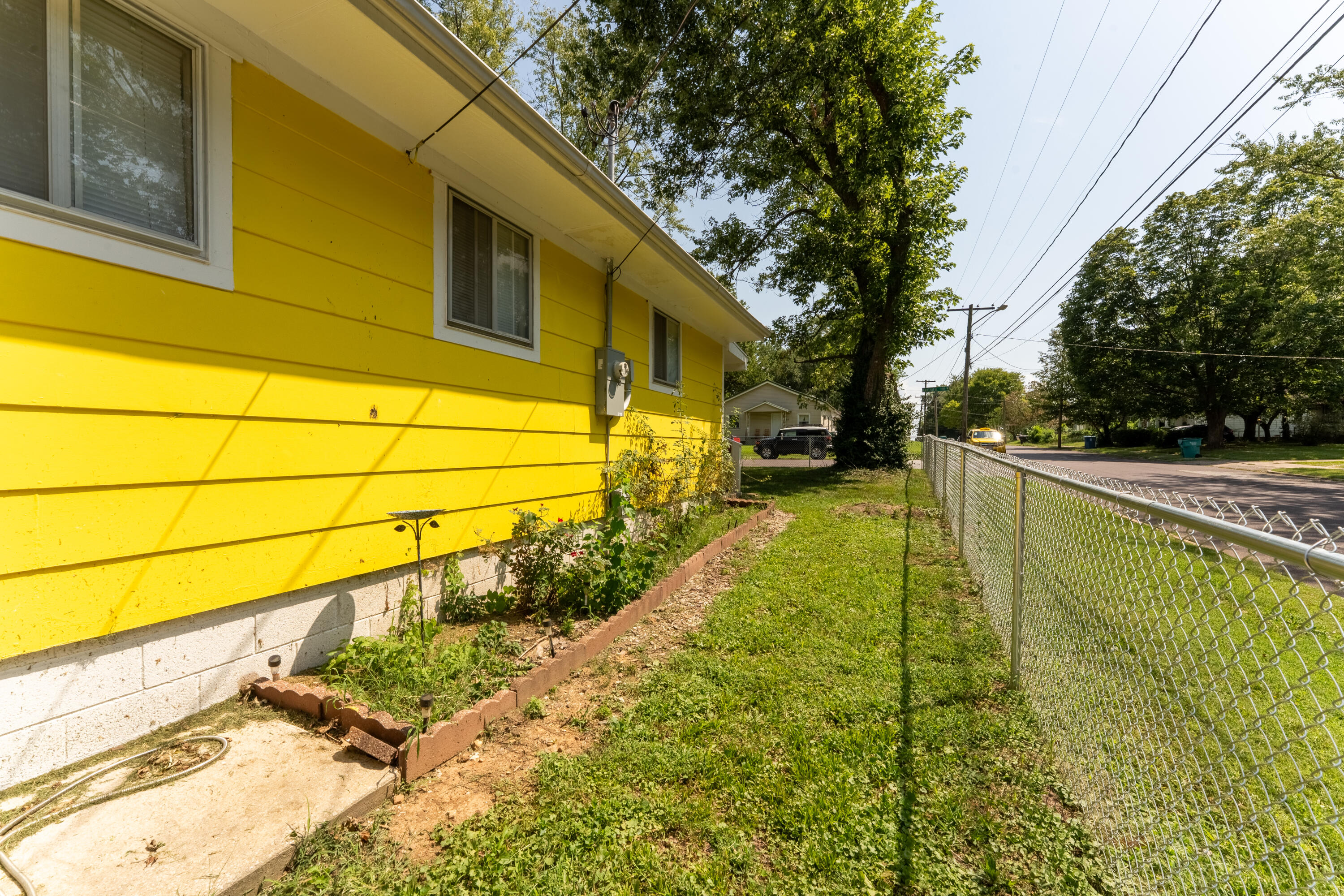 Photo 23 - Residential for sale – 1437 W Central Street  Springfield, MO