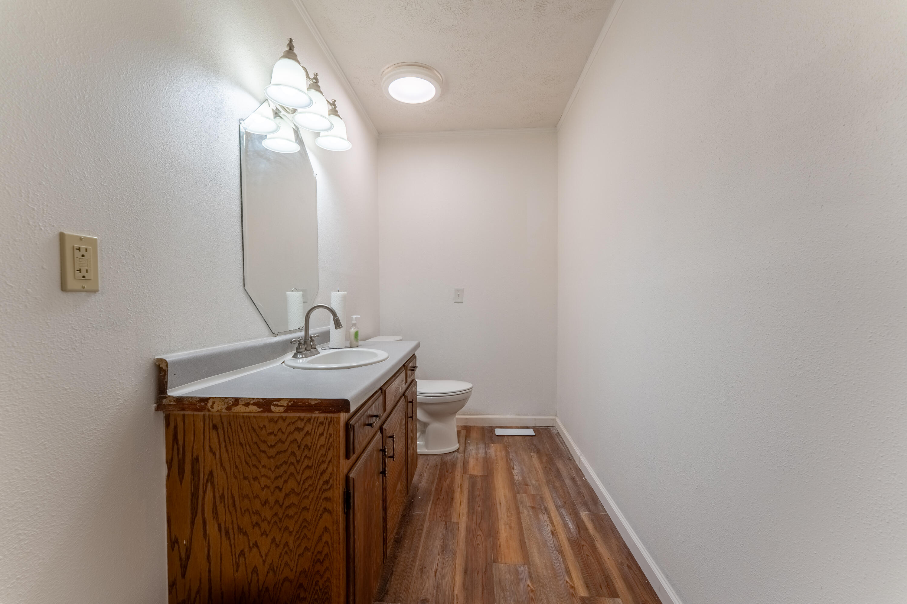 Photo 7 - Residential for sale – 1437 W Central Street  Springfield, MO