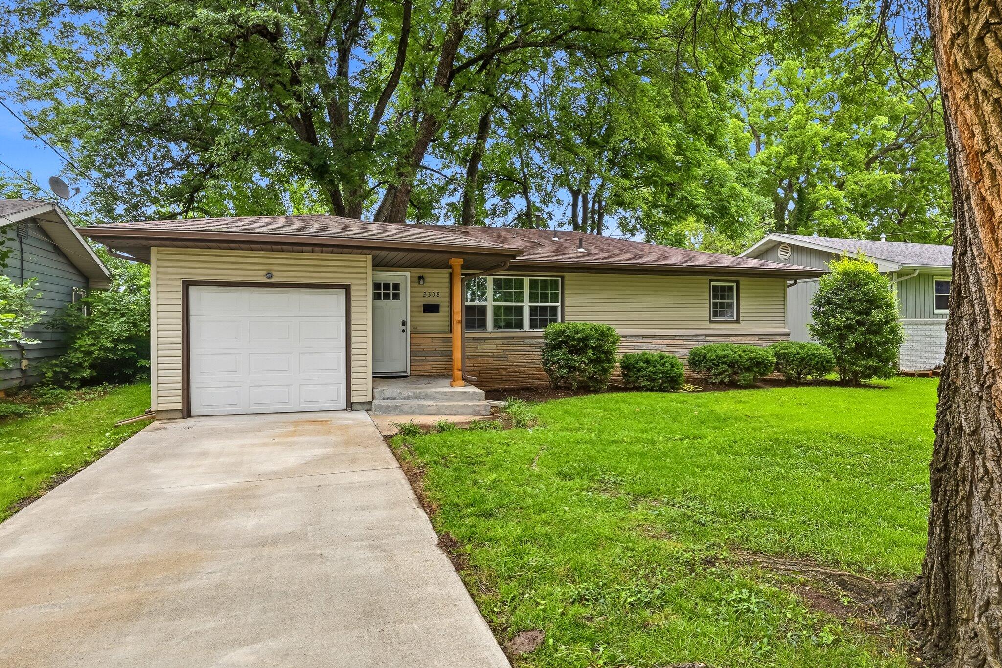 Photo 24 - Residential for sale – 2308 S Delaware Avenue  Springfield, MO