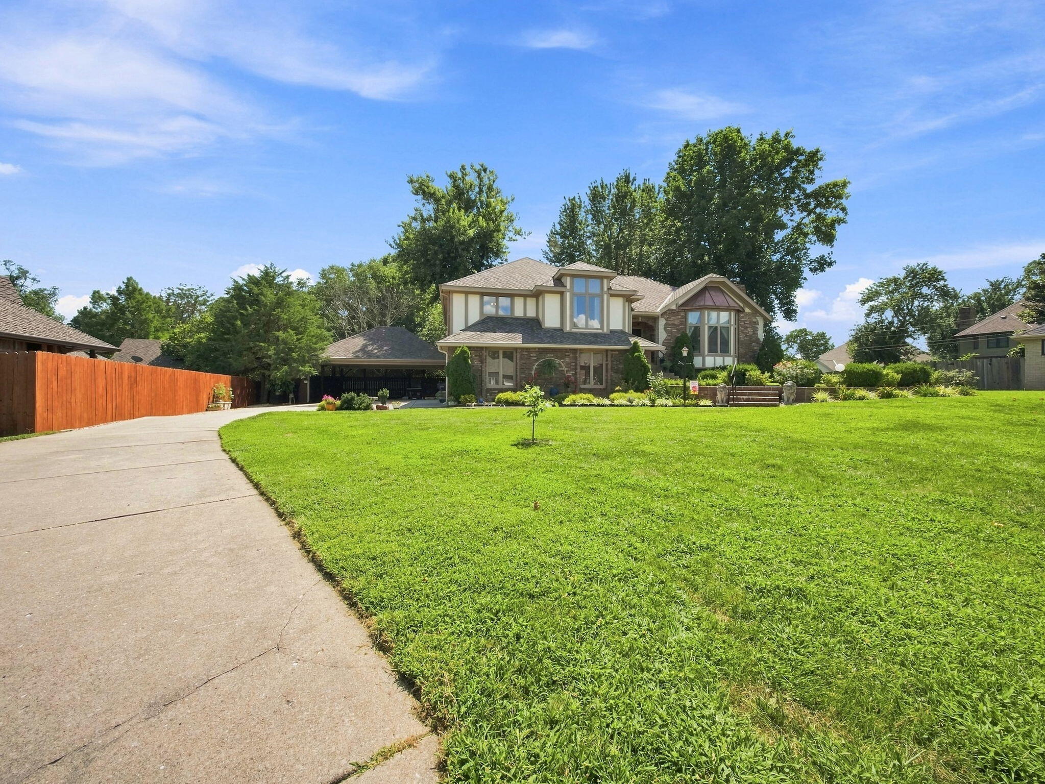 Photo 85 - Residential for sale – 862 W Kingsway Drive  Springfield, MO