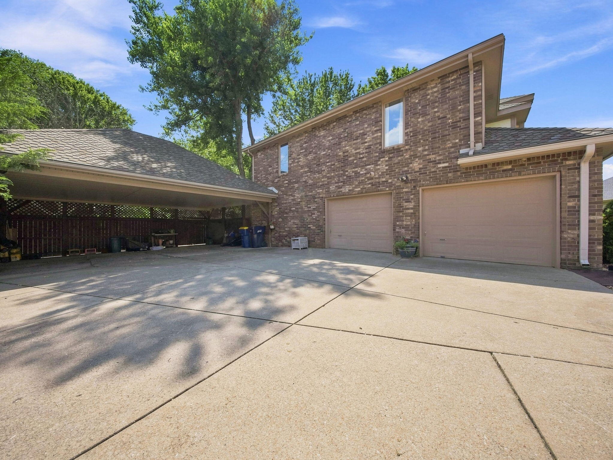 Photo 8 - Residential for sale – 862 W Kingsway Drive  Springfield, MO