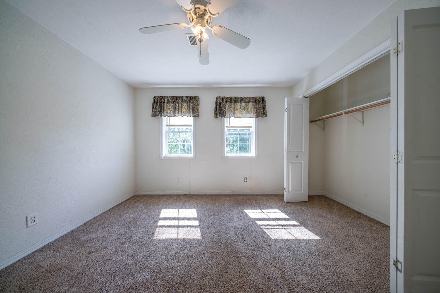 Photo 33 - Residential for sale – 121  Clingan Avenue  Willow Springs, MO