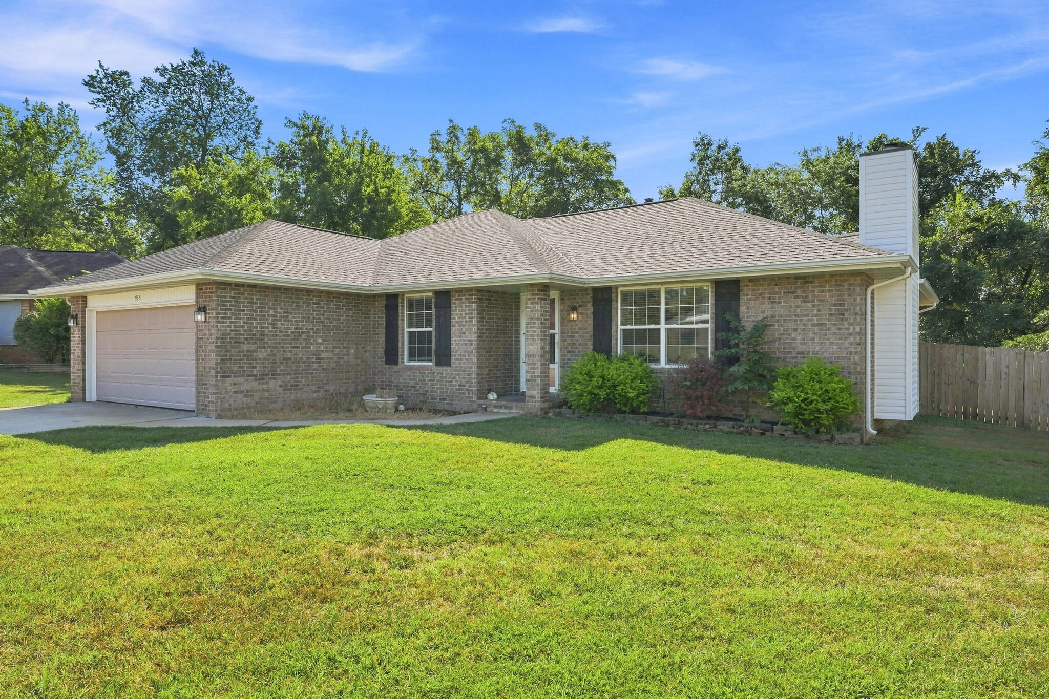 Photo 2 - Residential for sale – 936 S Duke Court  Springfield, MO