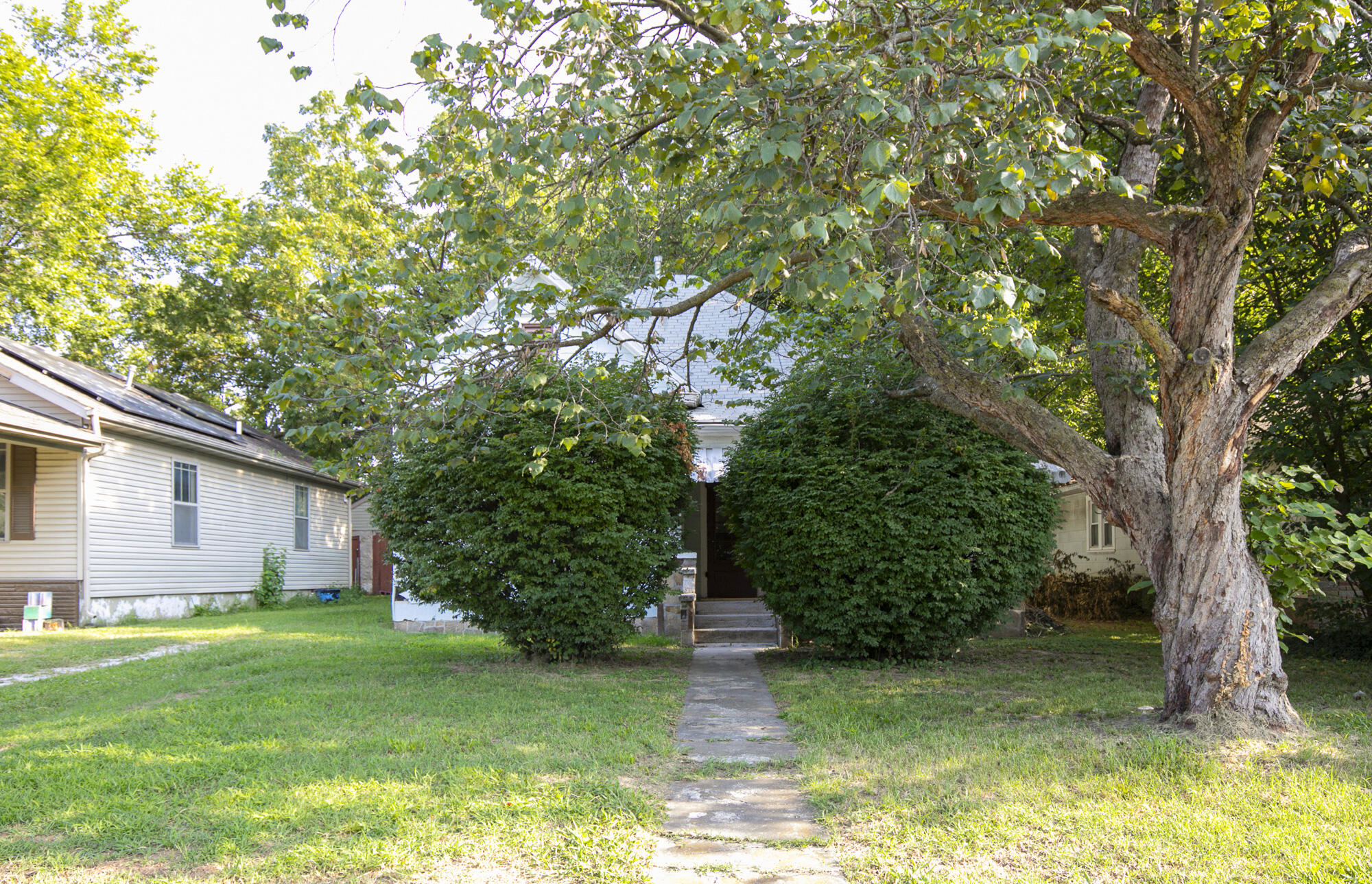 Photo 3 - Residential for sale – 1717 W Atlantic Street  Springfield, MO