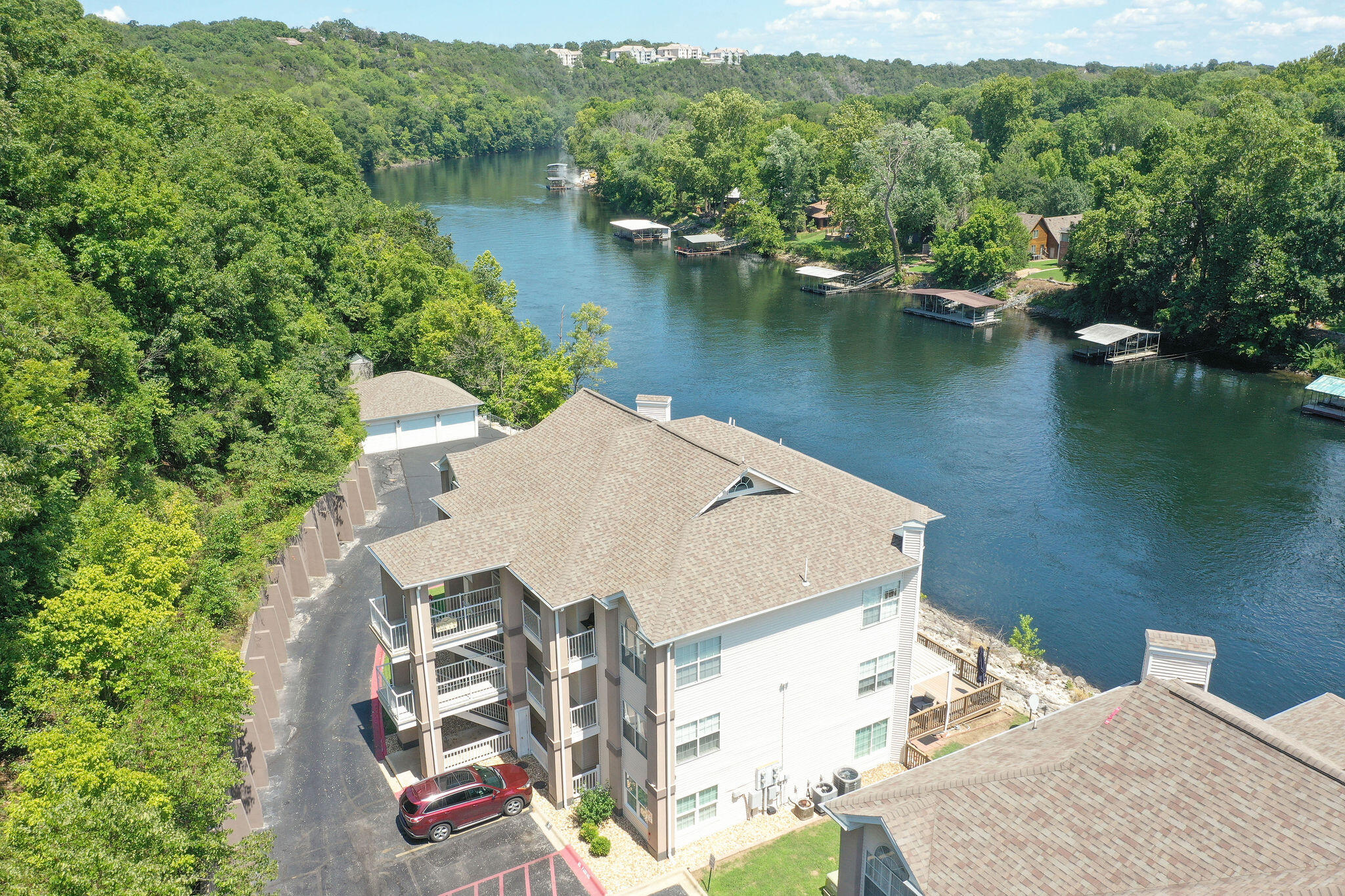 Photo 3 - Residential for sale – 80  Anglers Pointe   Branson, MO