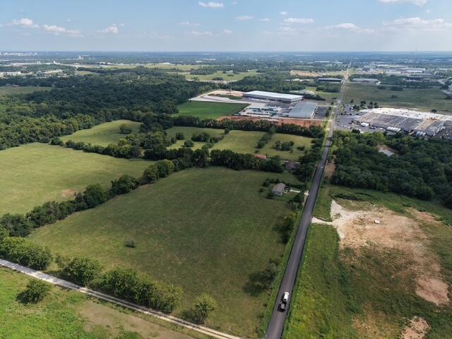 Photo 6 - Residential for sale – 2904 N Farm Road 123   Springfield, MO