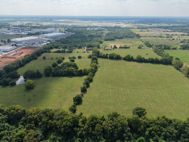 Photo 2 - Residential for sale – 2904 N Farm Road 123   Springfield, MO