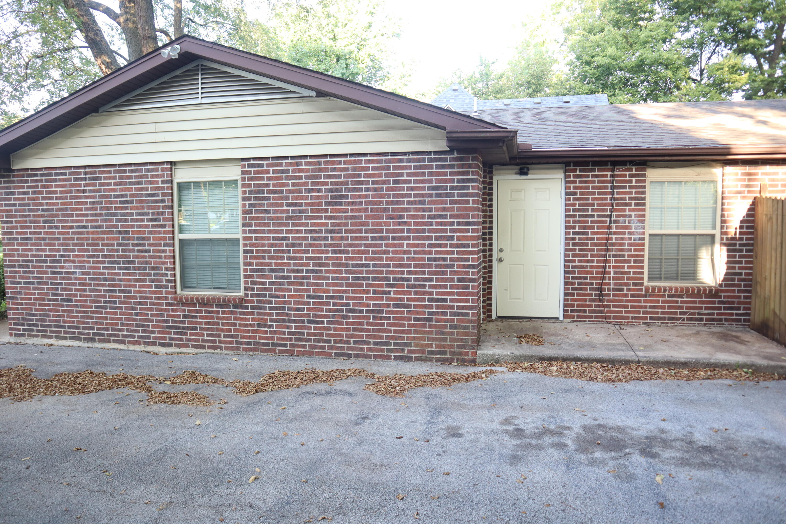 Photo 3 - Residential for sale – 651 W Nichols Street  Springfield, MO