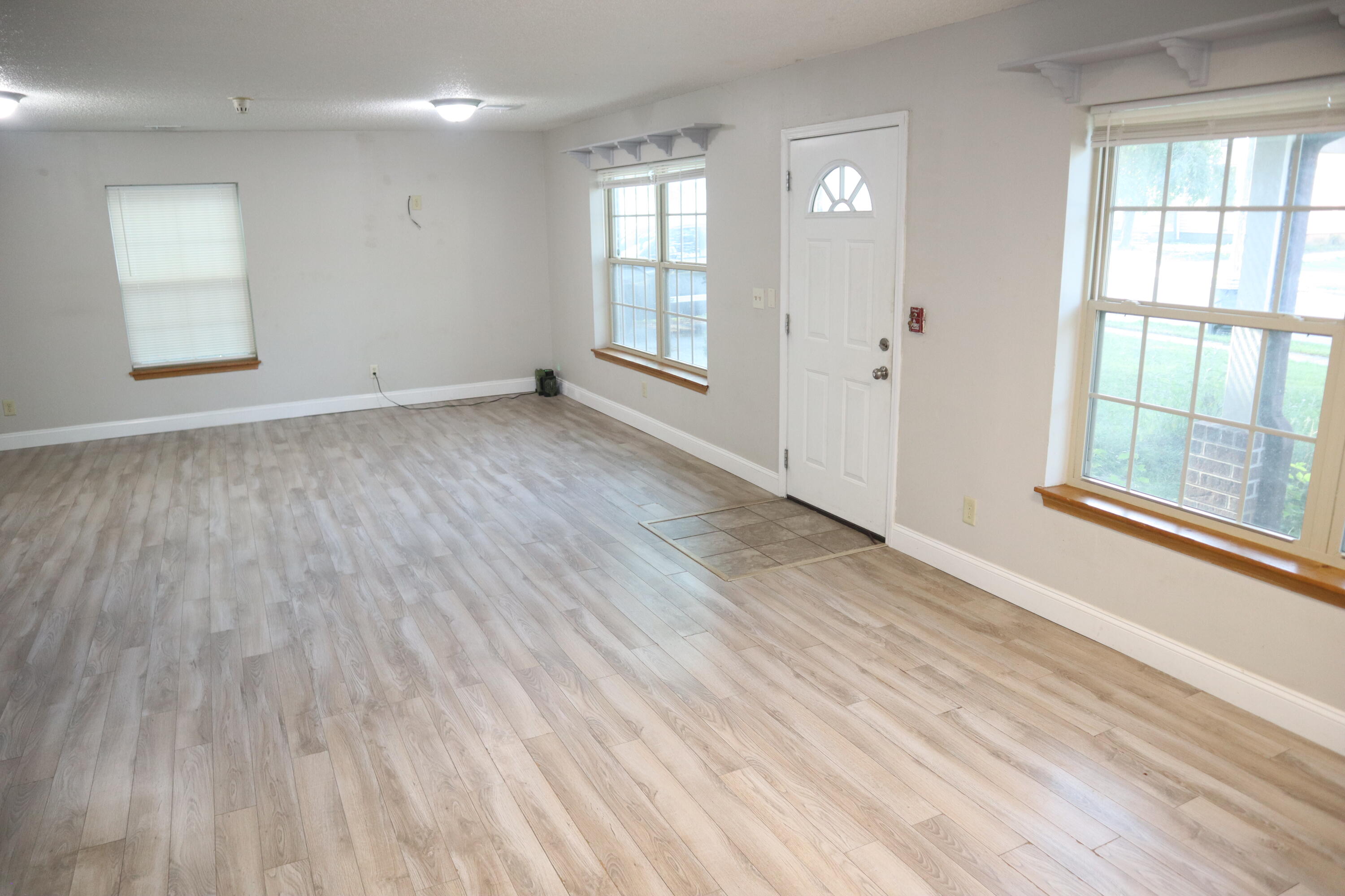 Photo 7 - Residential for sale – 651 W Nichols Street  Springfield, MO