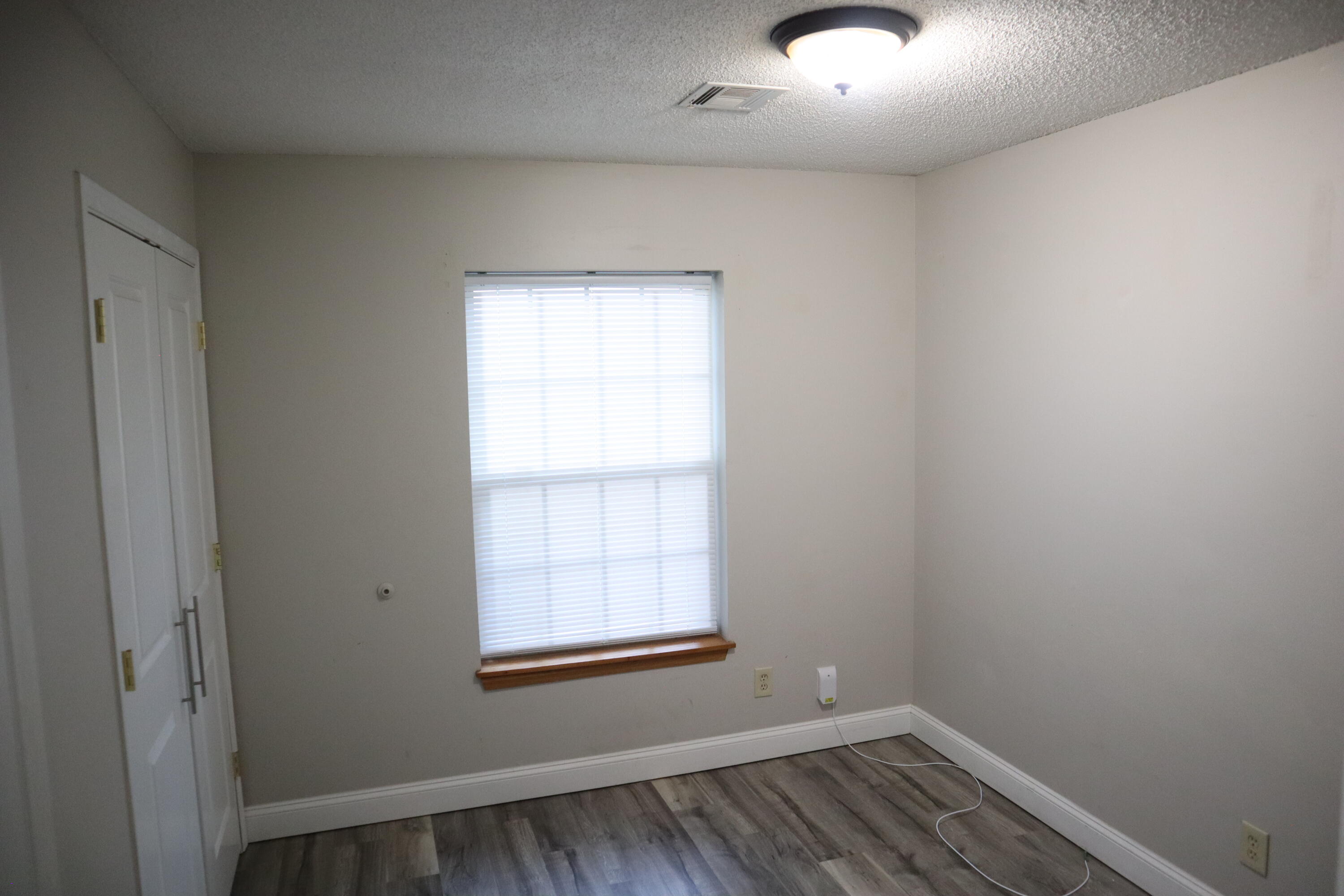Photo 21 - Residential for sale – 651 W Nichols Street  Springfield, MO