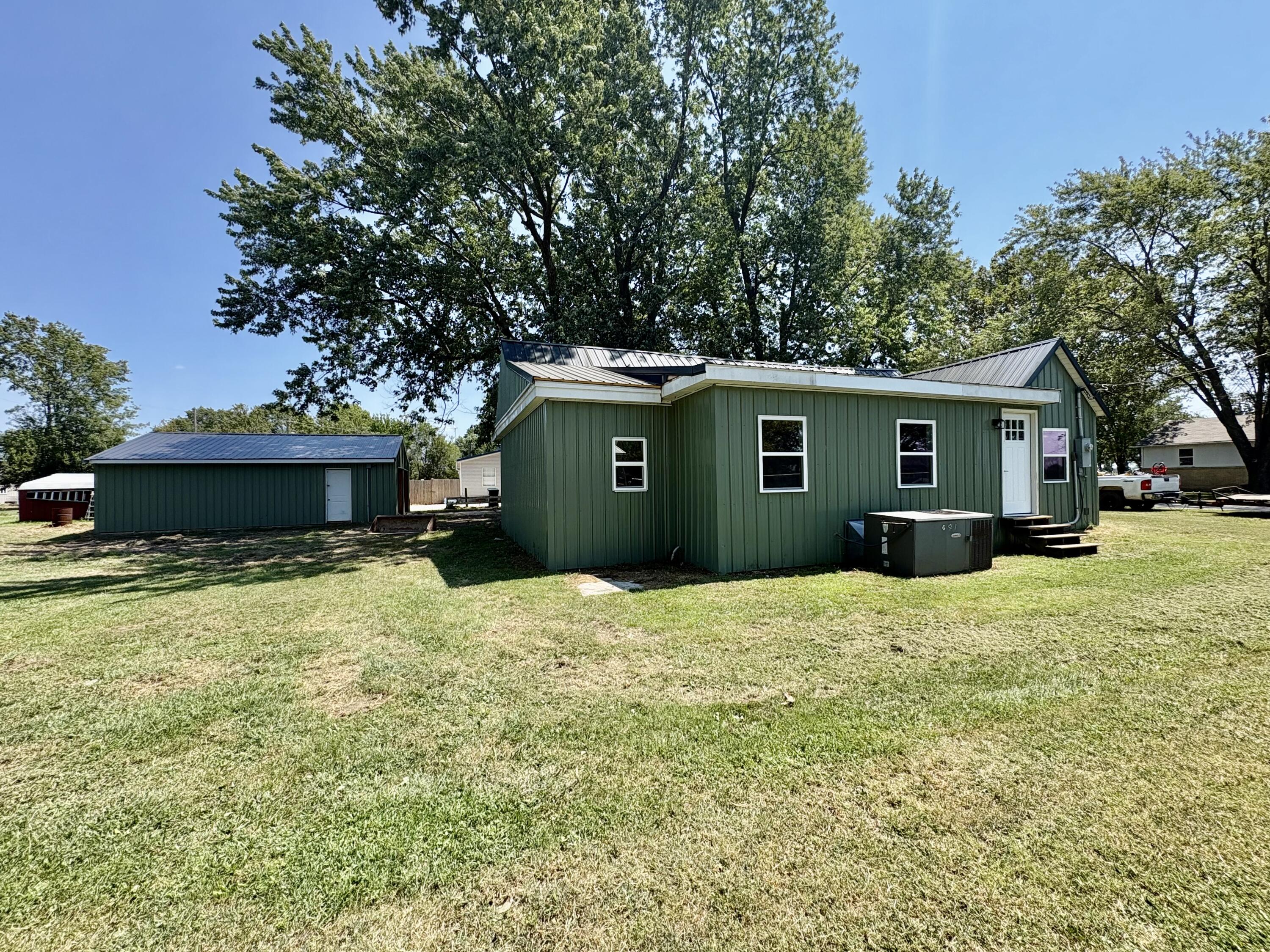 Photo 35 - Residential for sale – 306 E 17th Street  Lockwood, MO