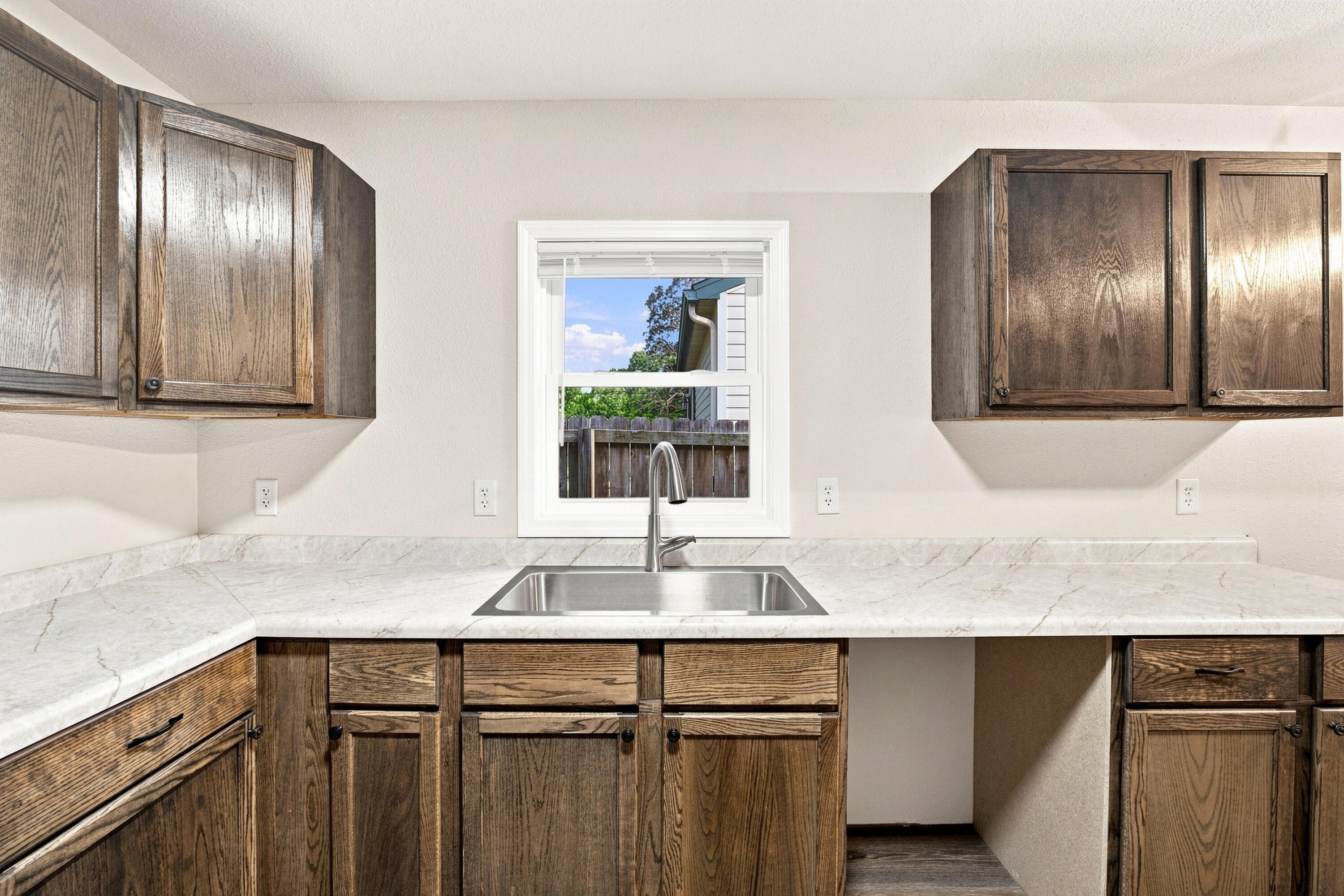 Photo 9 - Residential for sale – 911 N Utah Street  West Plains, MO