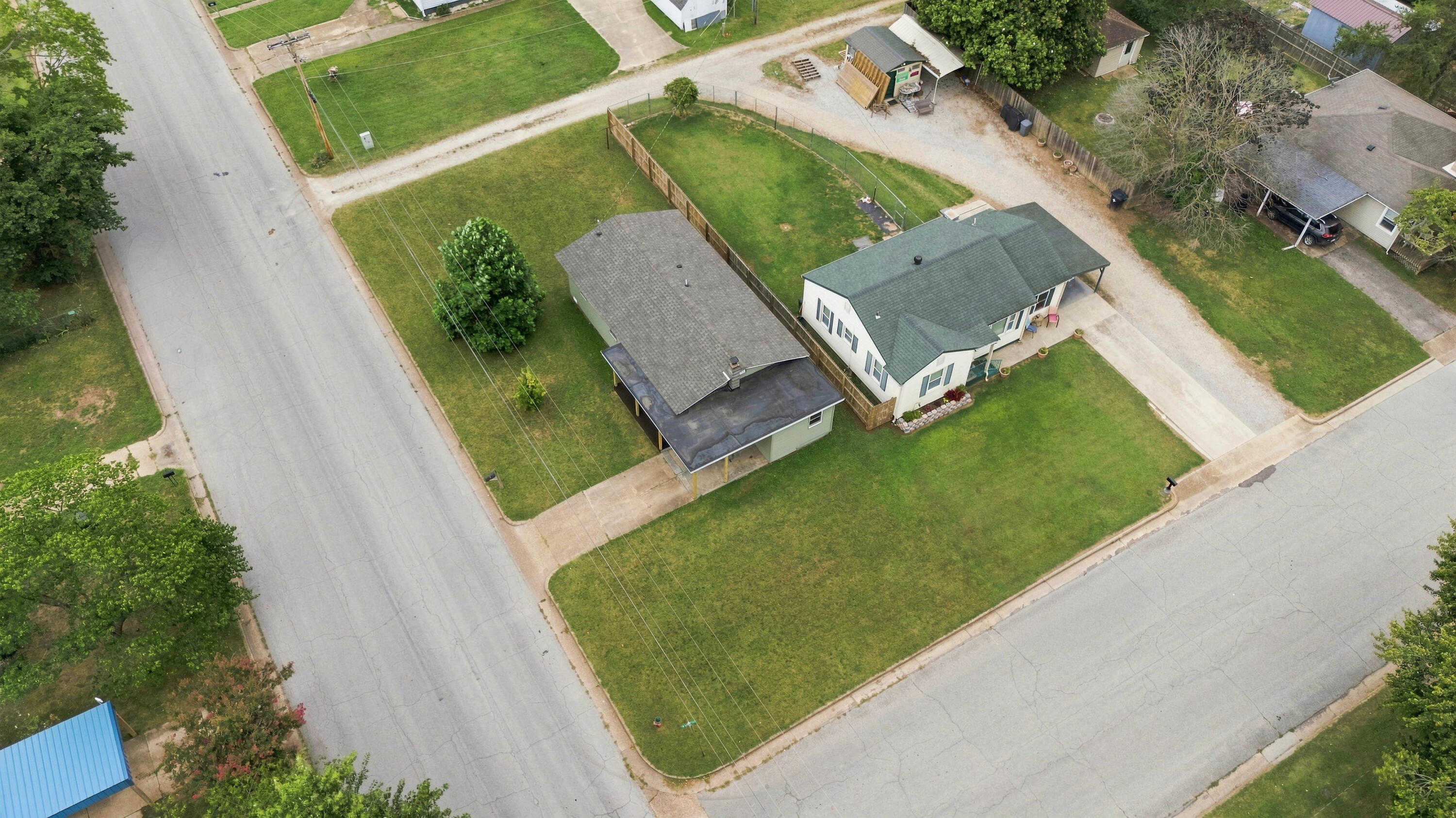 Photo 7 - Residential for sale – 911 N Utah Street  West Plains, MO
