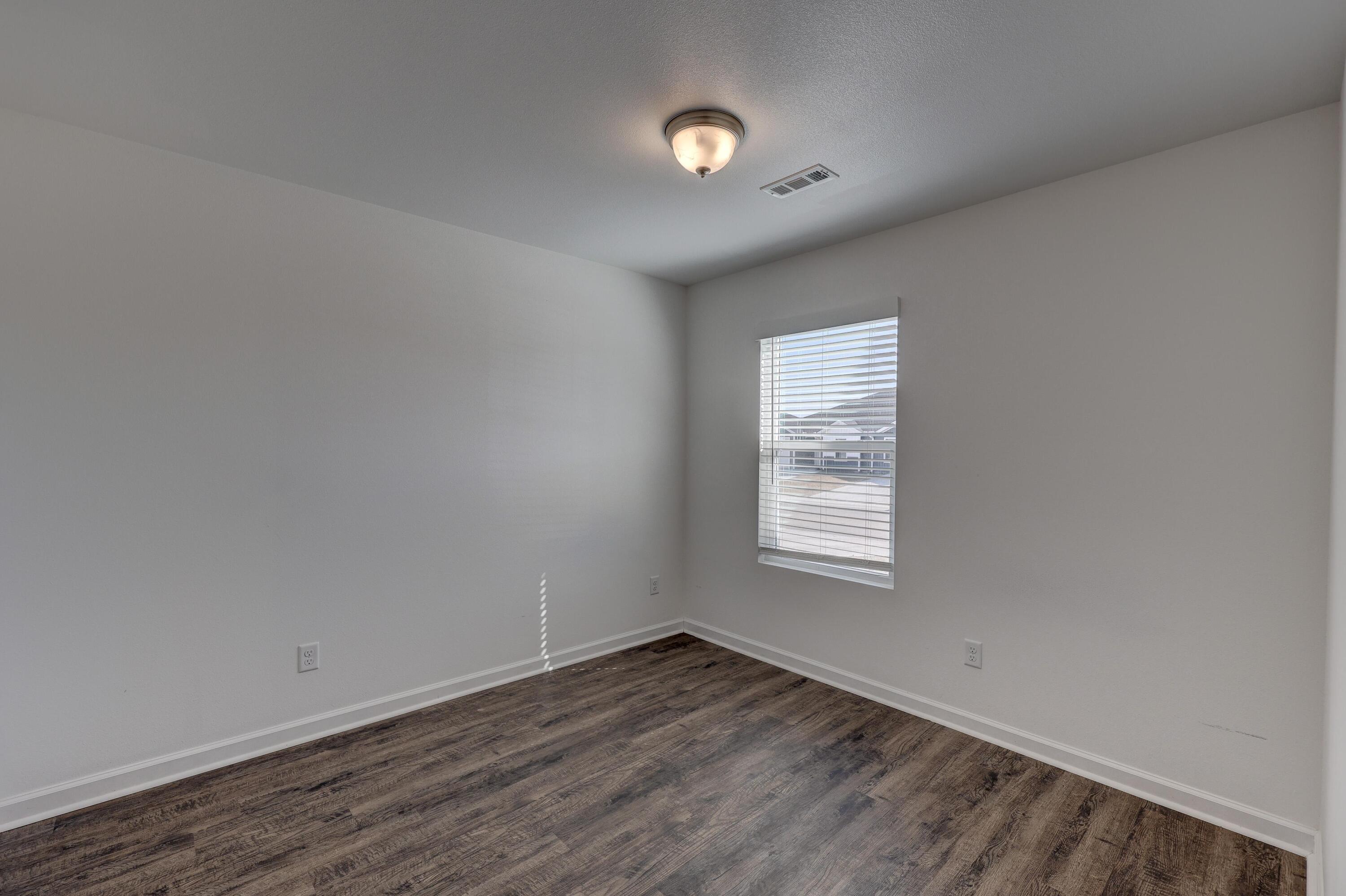Photo 3 - Residential Lease for sale – 717  Short Leaf Lane  Oronogo, MO