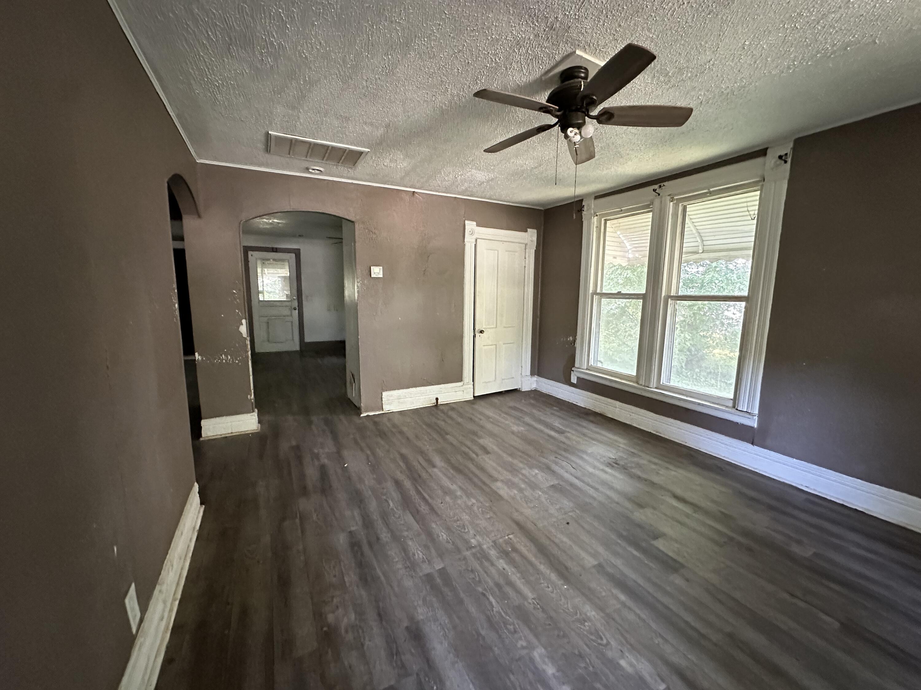 Photo 4 - Residential for sale – 1201 N Davies Avenue  Springfield, MO