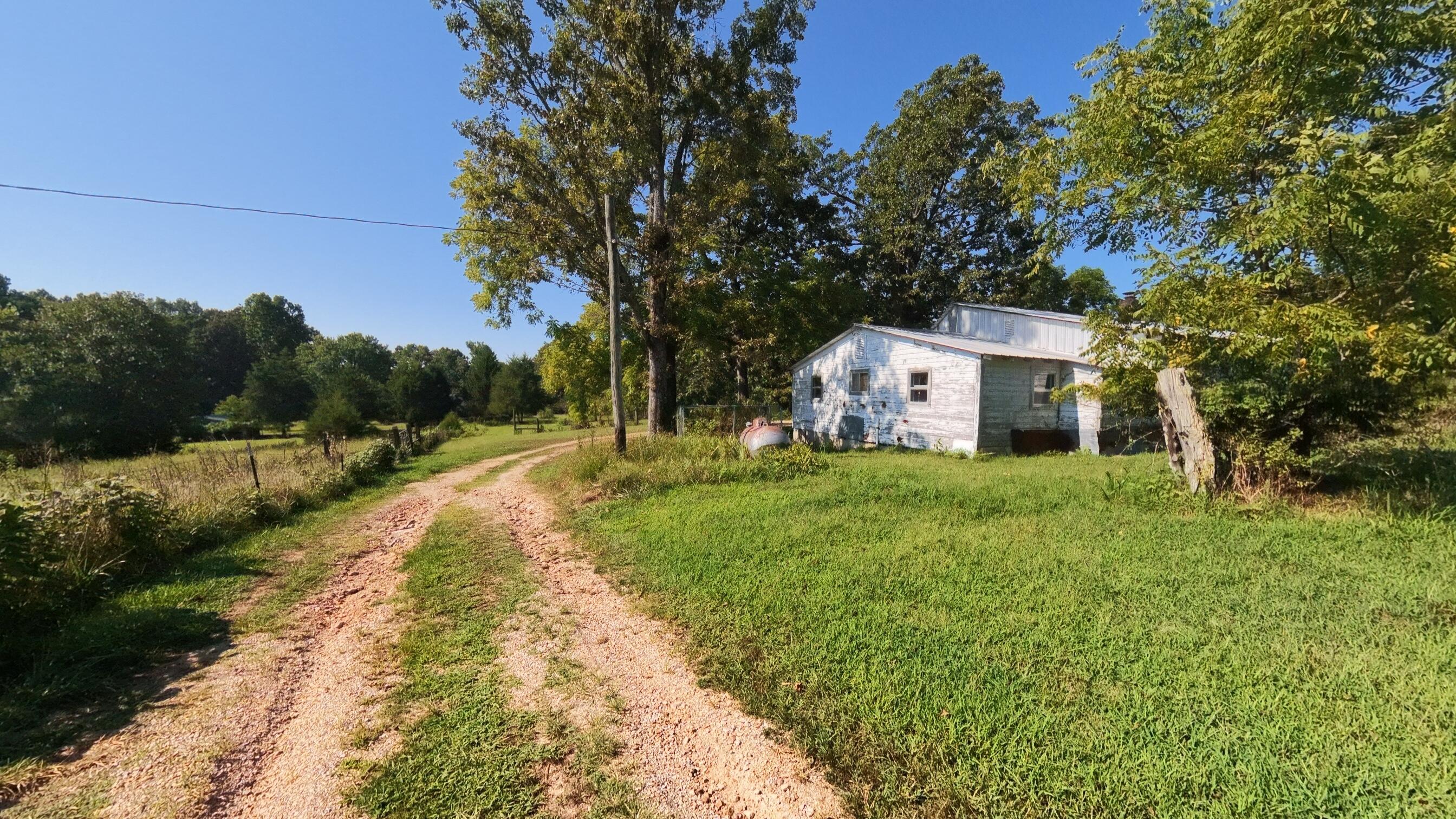 Photo 48 - Residential for sale – 13917  County Road 6910   Caulfield, MO