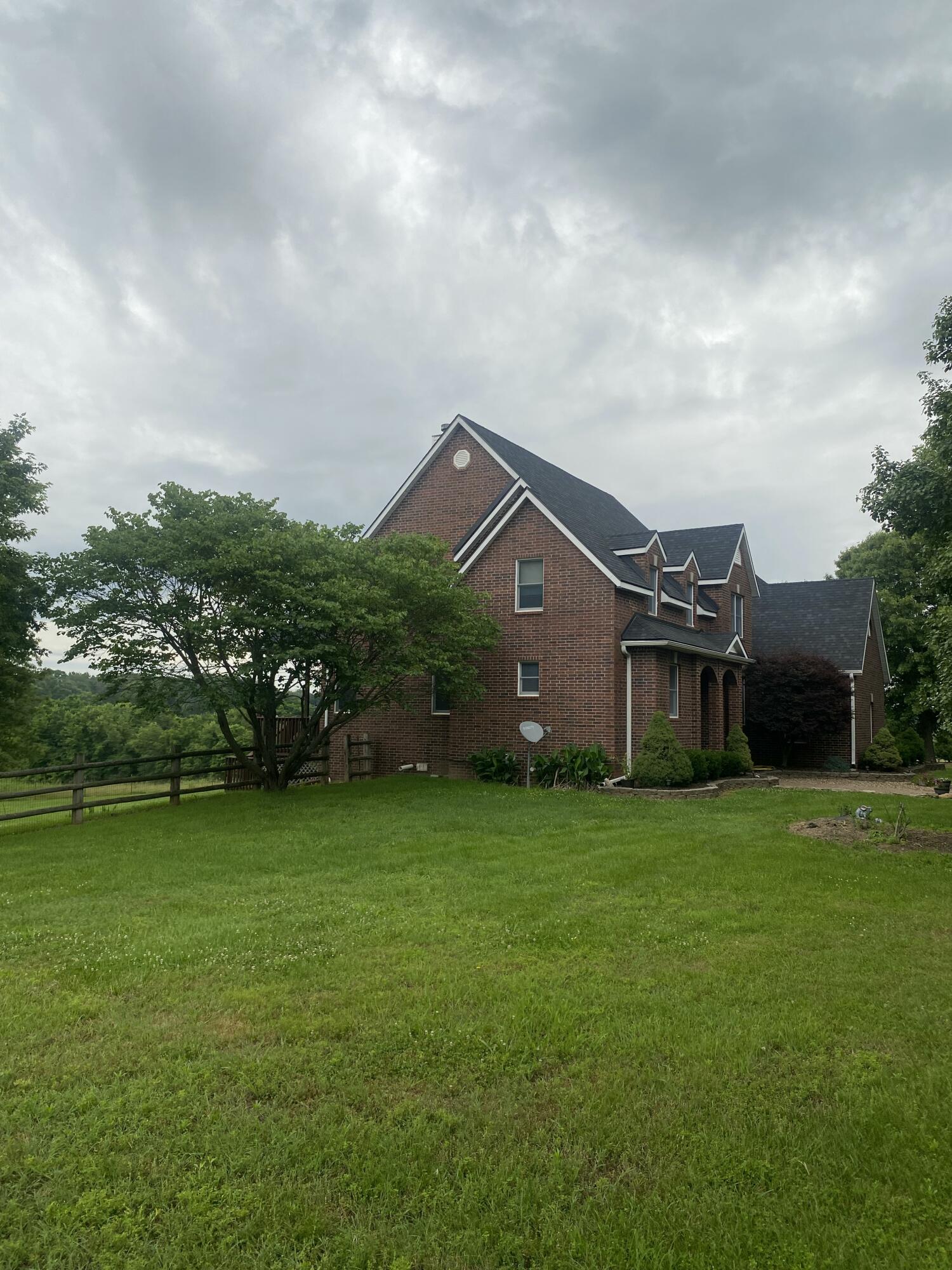 Photo 5 - Residential for sale – 7071 E Farm Road 194   Rogersville, MO