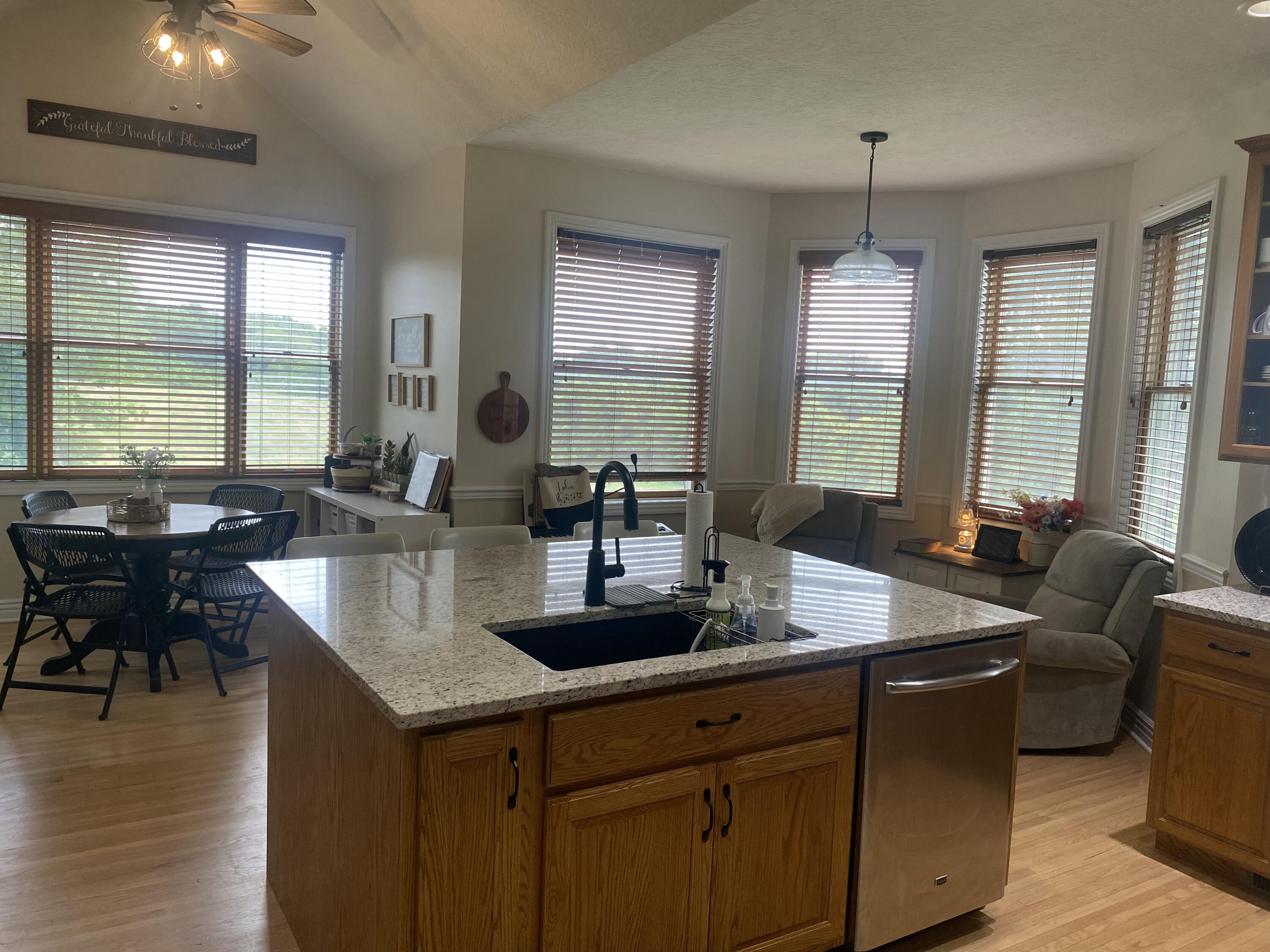 Photo 18 - Residential for sale – 7071 E Farm Road 194   Rogersville, MO