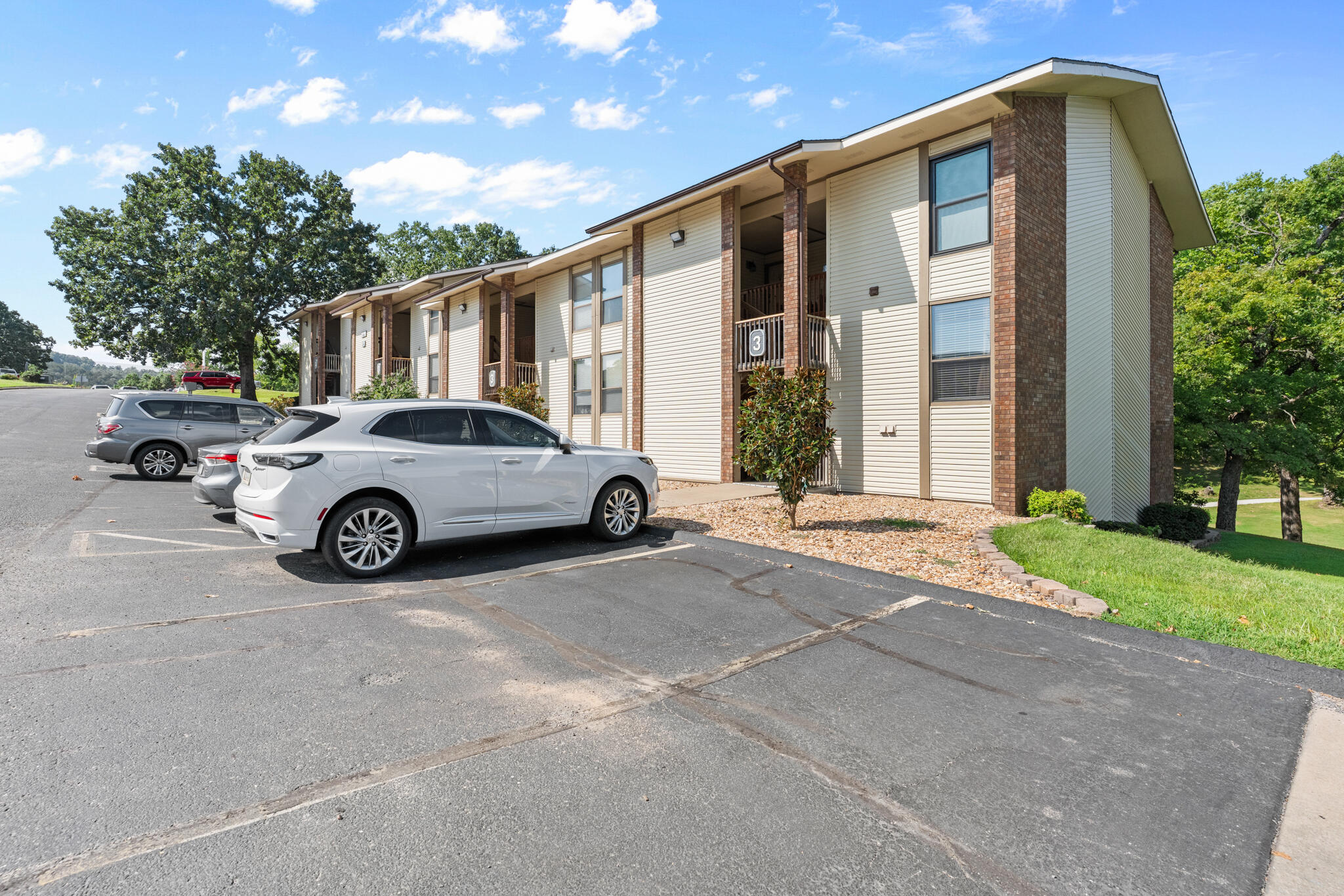 Photo 3 - Residential for sale – 187  Clubhouse Drive  Branson, MO