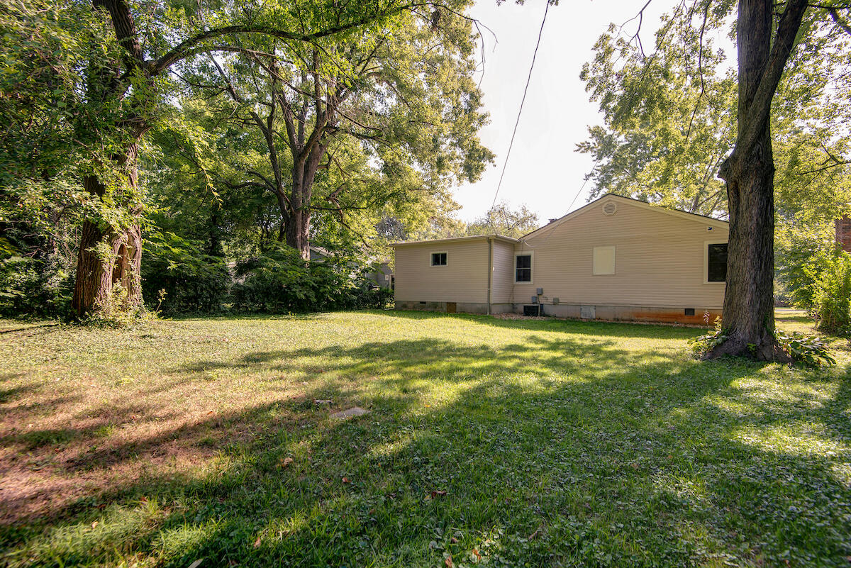 Photo 20 - Residential for sale – 1427 S Pickwick Avenue  Springfield, MO