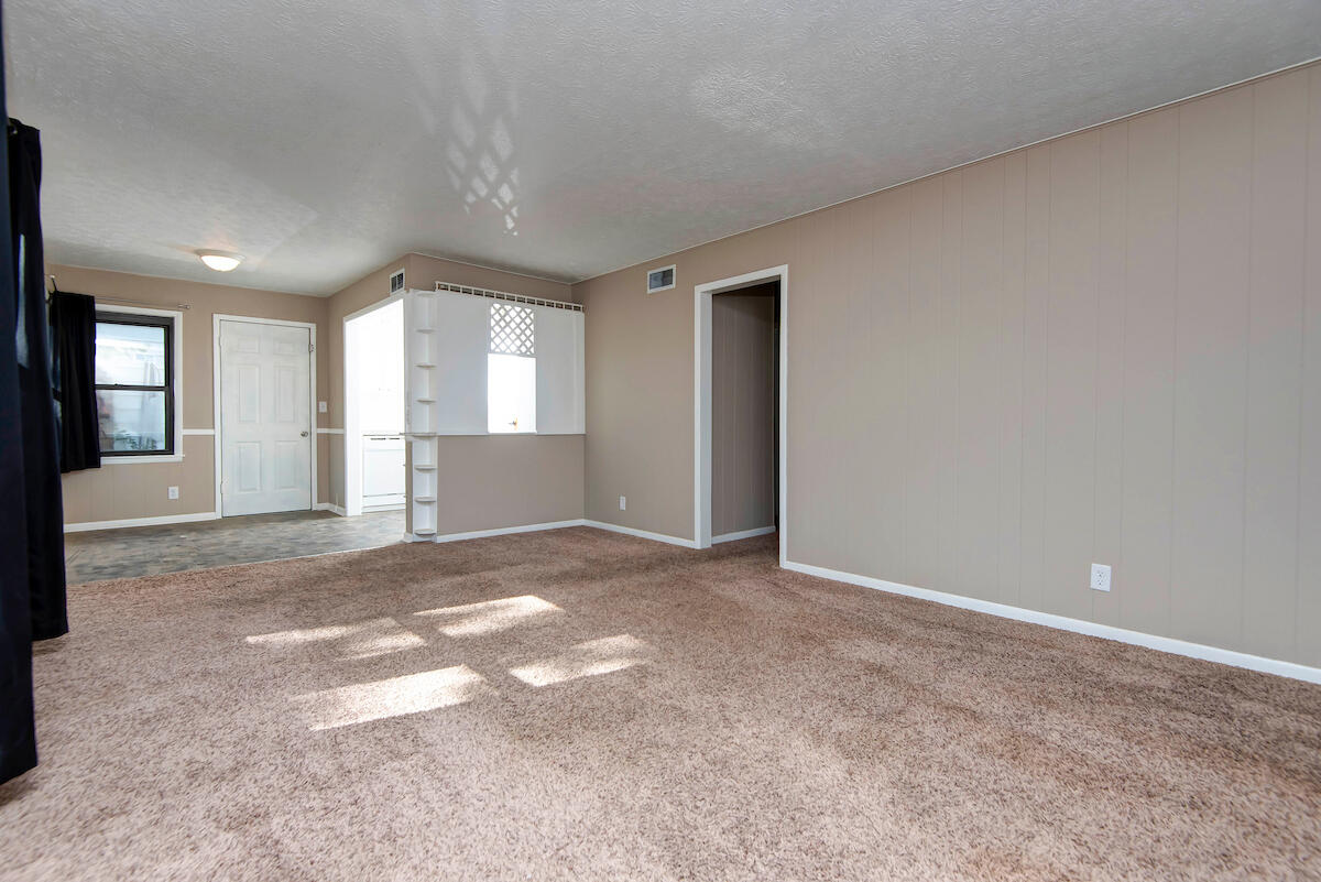 Photo 7 - Residential for sale – 1427 S Pickwick Avenue  Springfield, MO