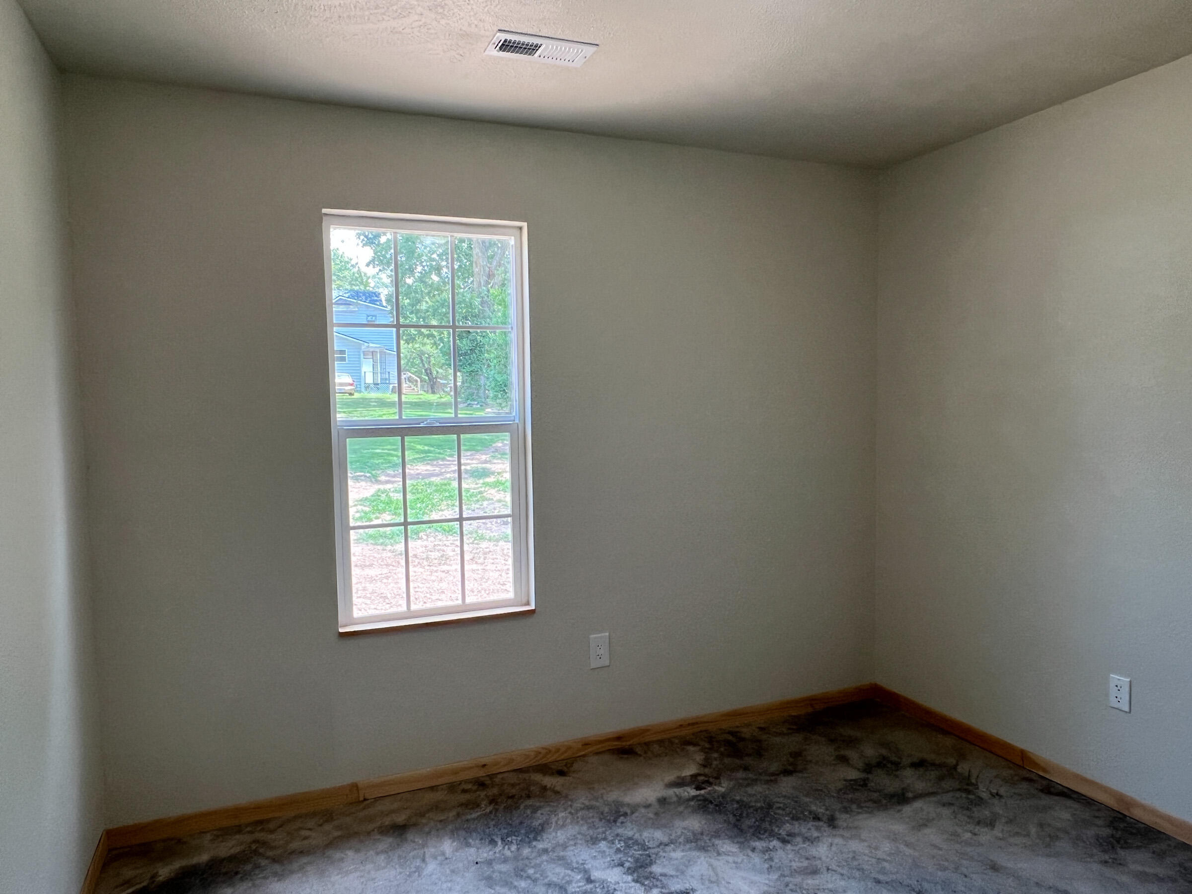 Photo 16 - Residential for sale – 324 W 7th Street  Mountain Grove, MO