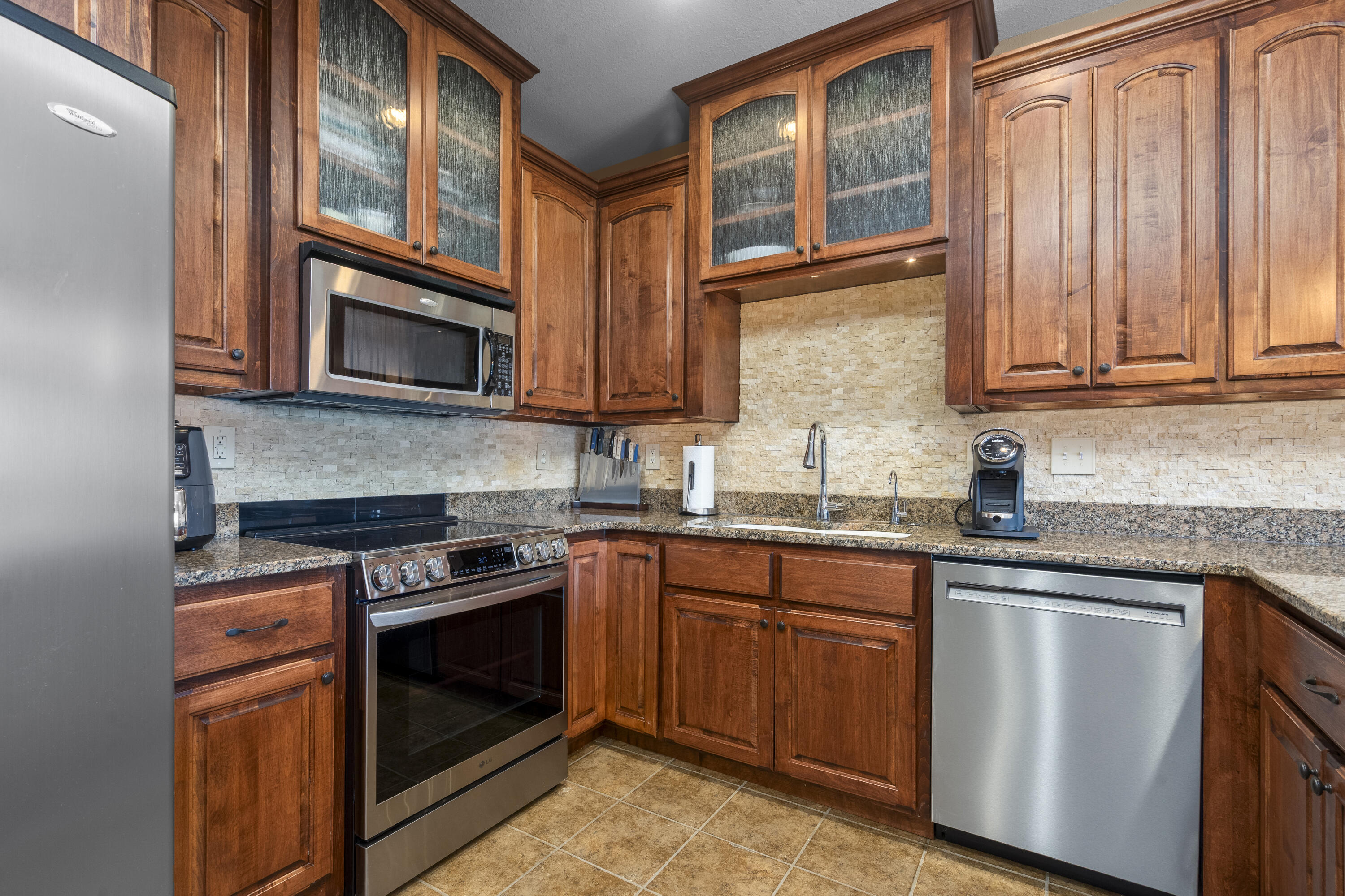 Photo 7 - Residential for sale – 1207  Riverstone Drive  Branson, MO