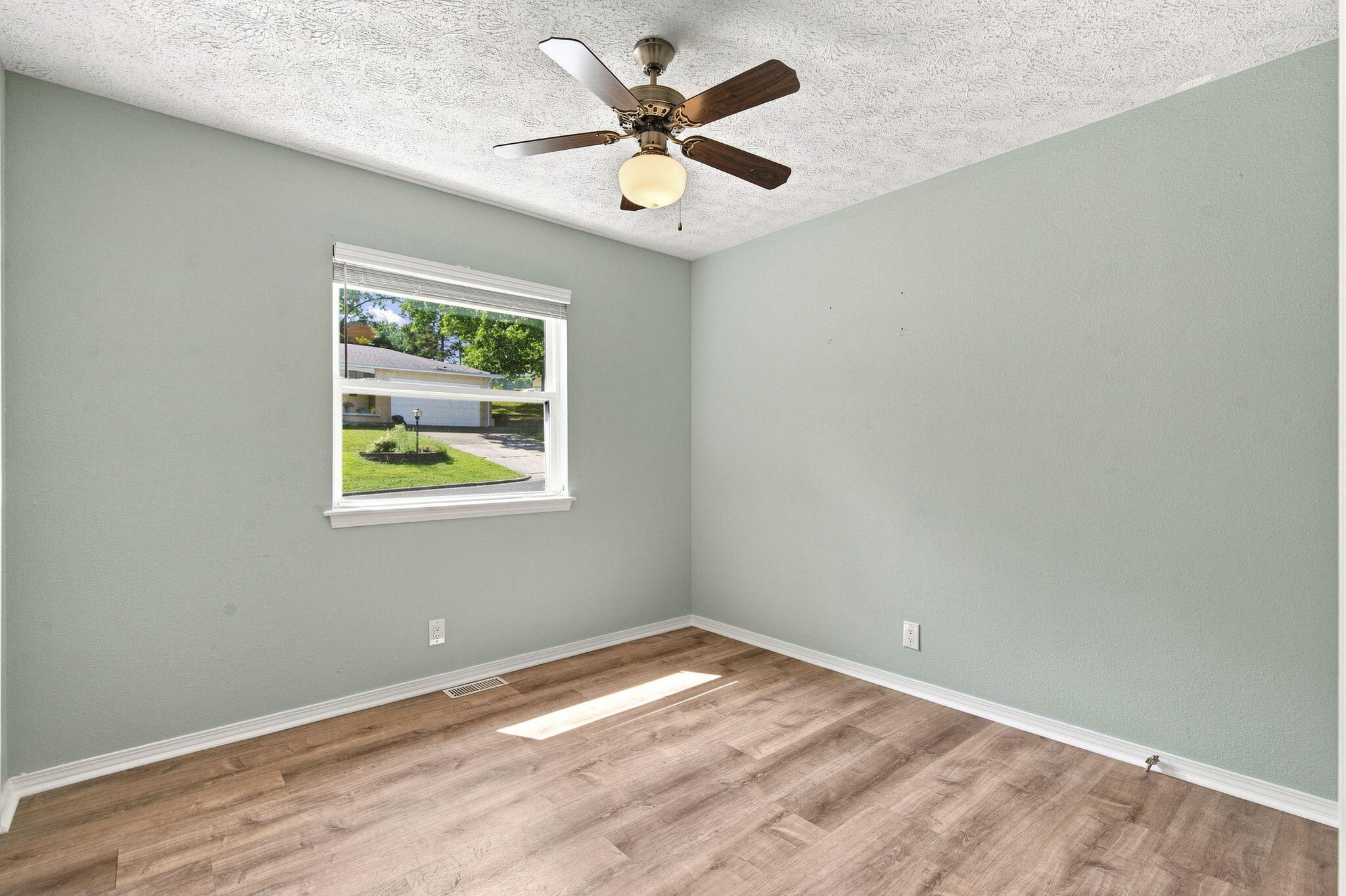 Photo 18 - Residential for sale – 1815  Boswell Avenue  Branson, MO