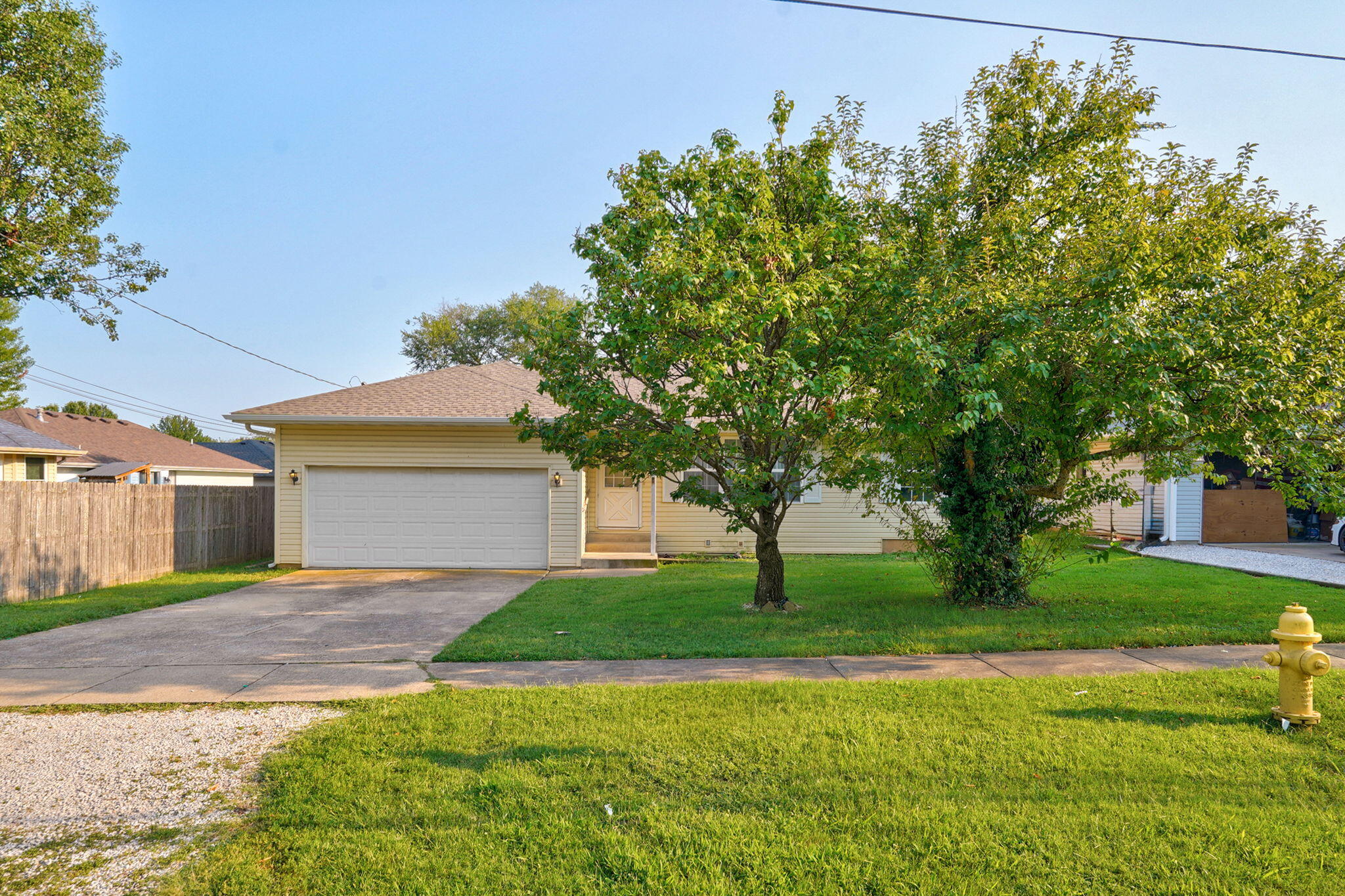 Photo 3 - Residential for sale – 3070 W Calhoun Street  Springfield, MO