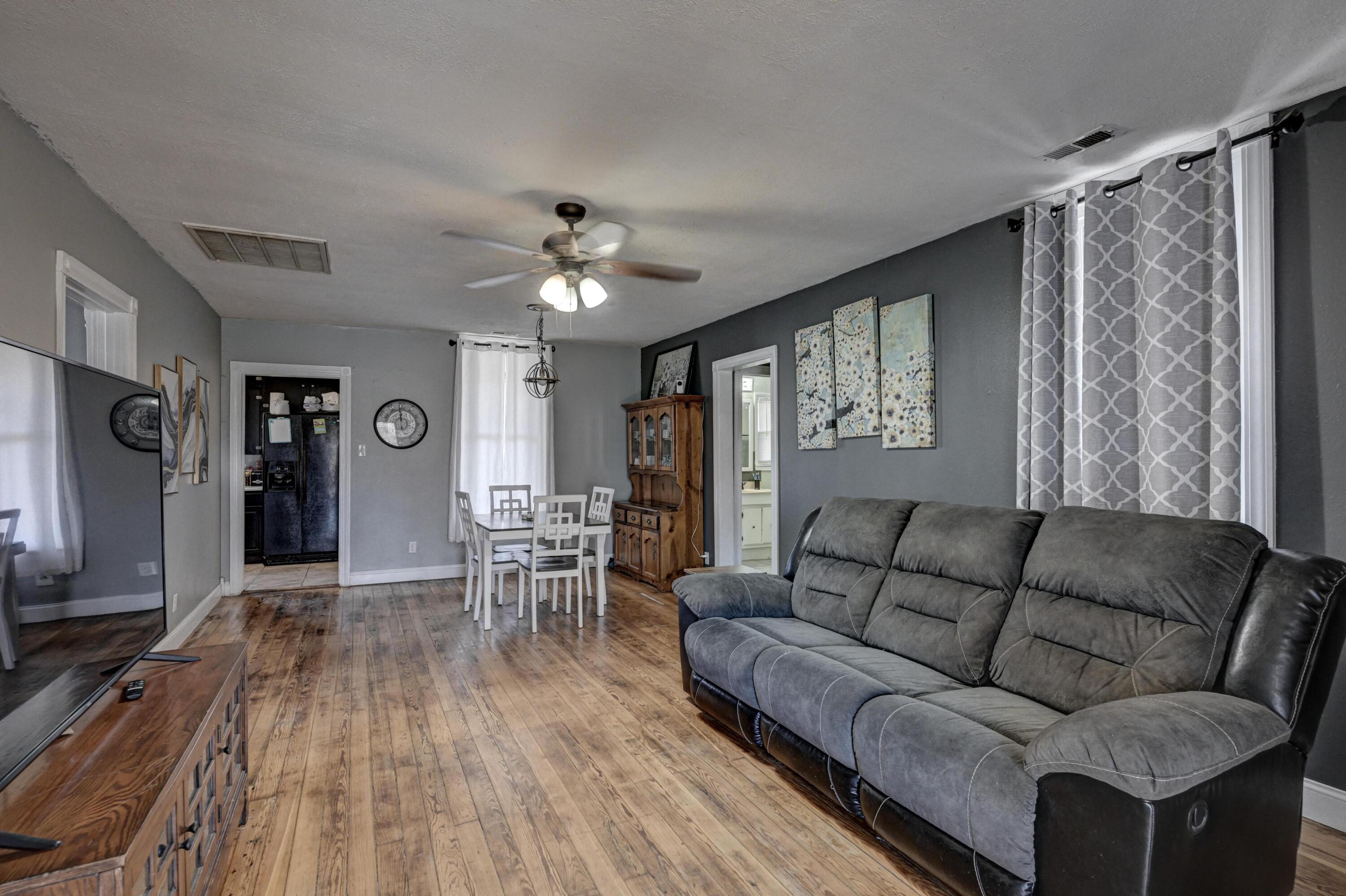 Photo 7 - Residential for sale – 2025 S Connor Avenue  Joplin, MO