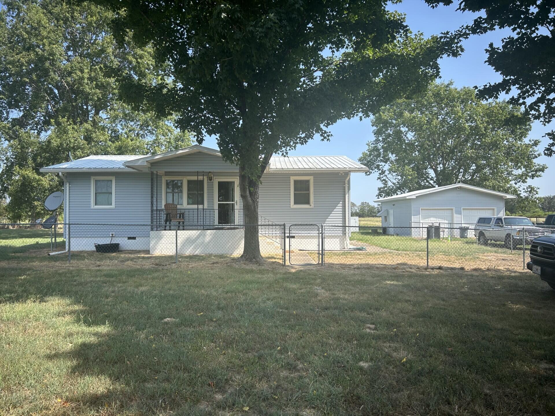 Residential for sale – 11434 State Highway Aa Neosho, MO