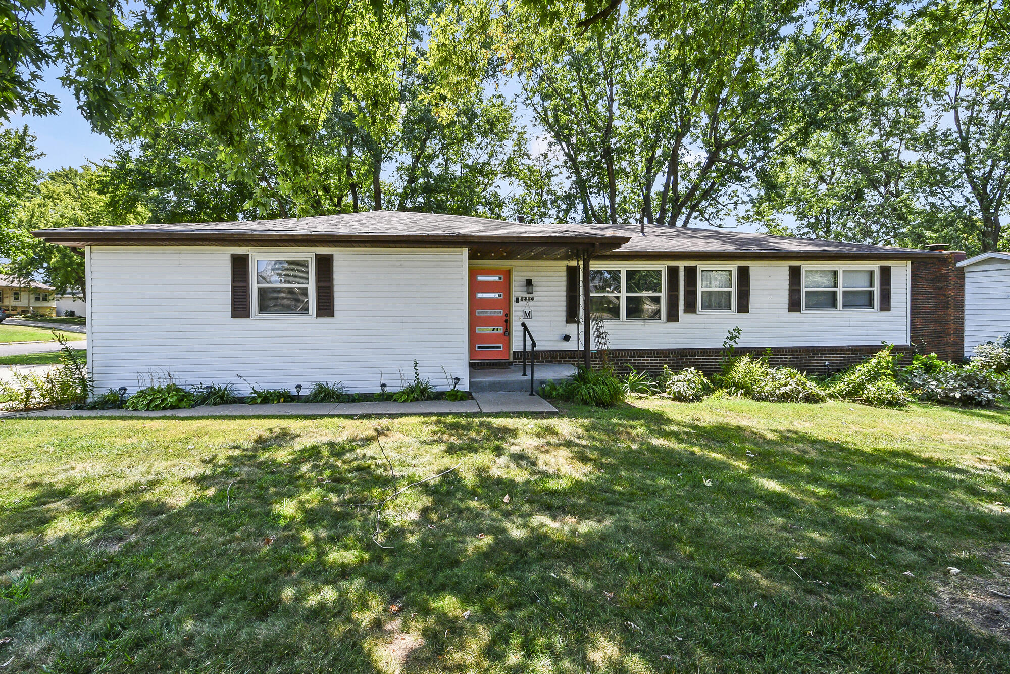 Photo 4 - Residential for sale – 2326 E Nora Street  Springfield, MO