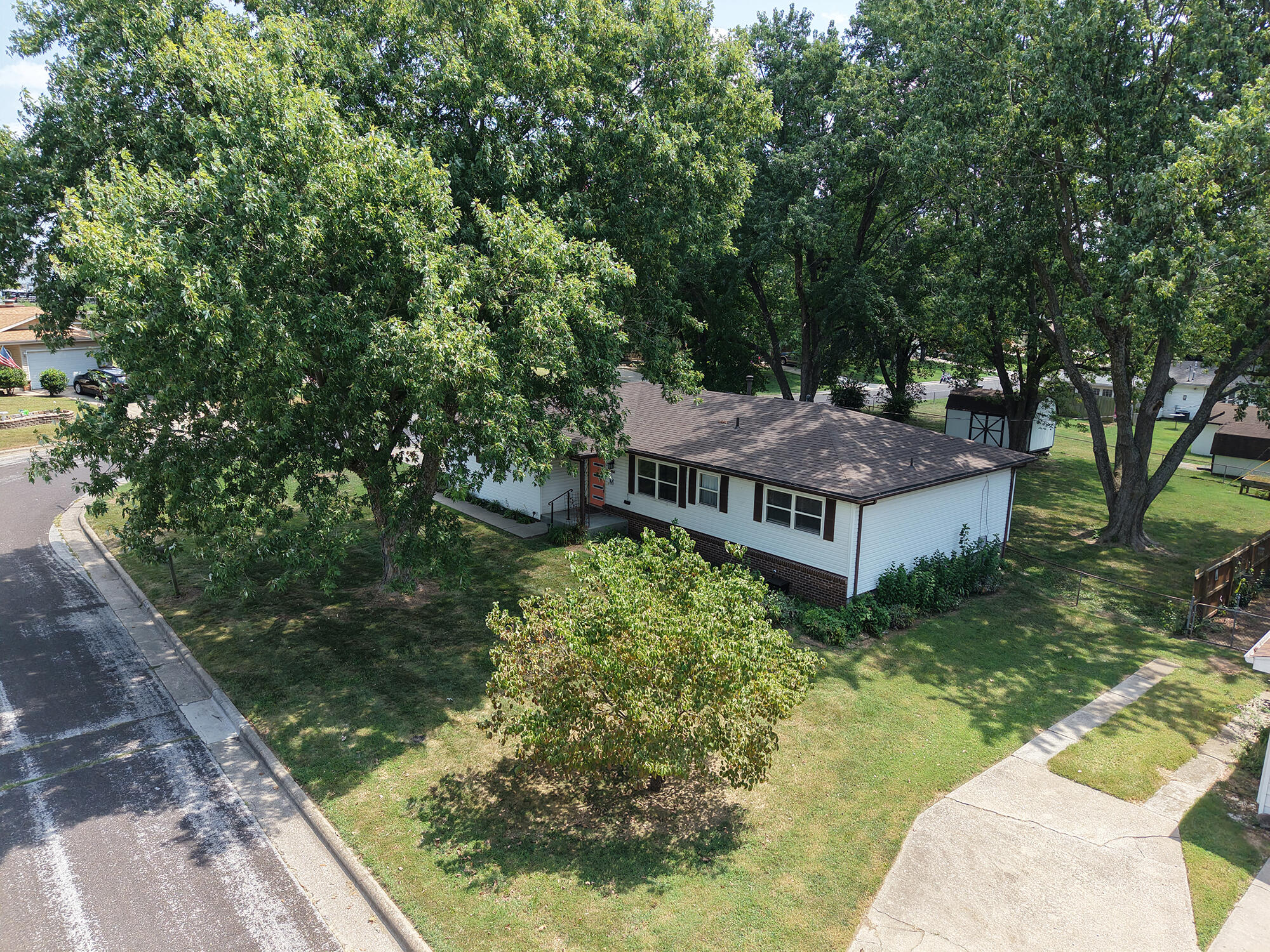 Photo 39 - Residential for sale – 2326 E Nora Street  Springfield, MO