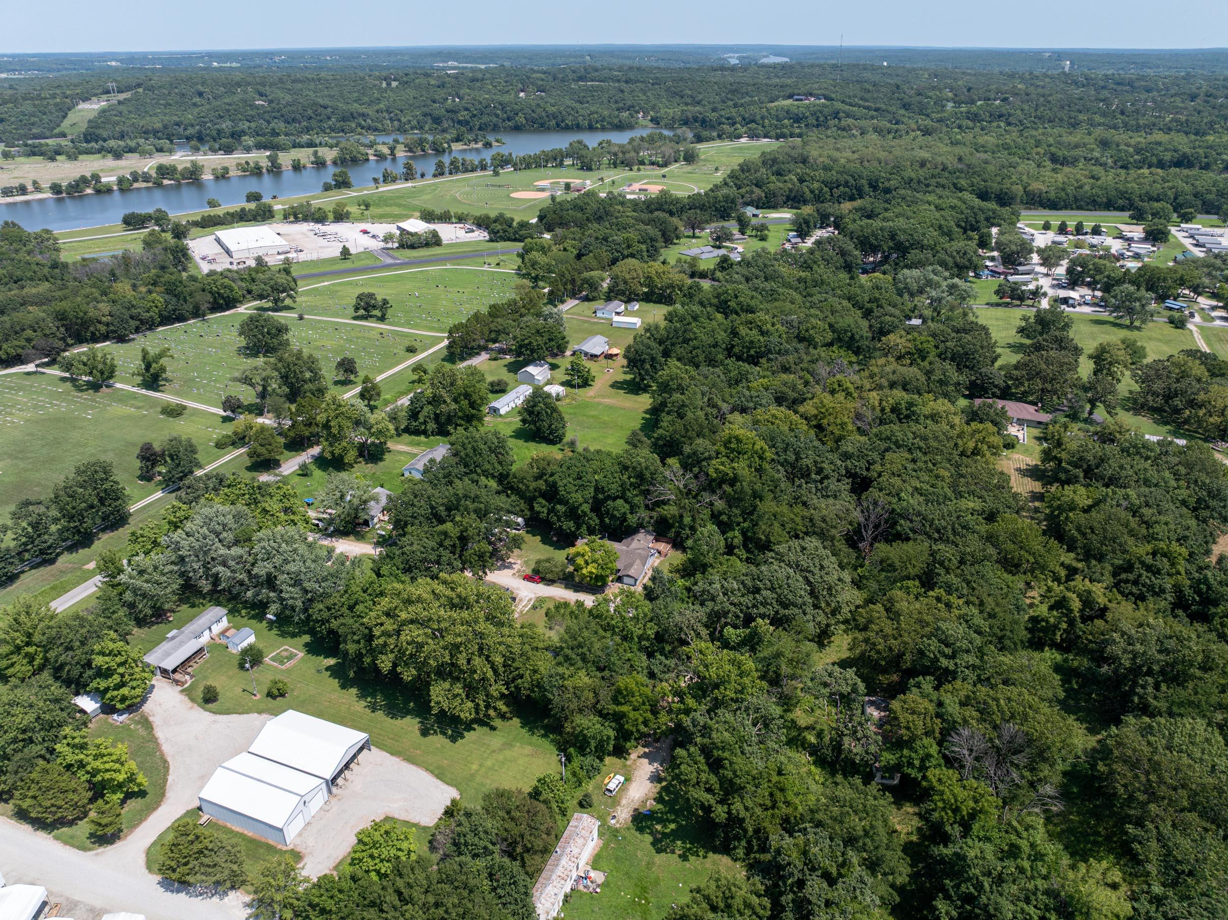 Photo 37 - Residential for sale – 30126  Kinship Lane  Warsaw, MO