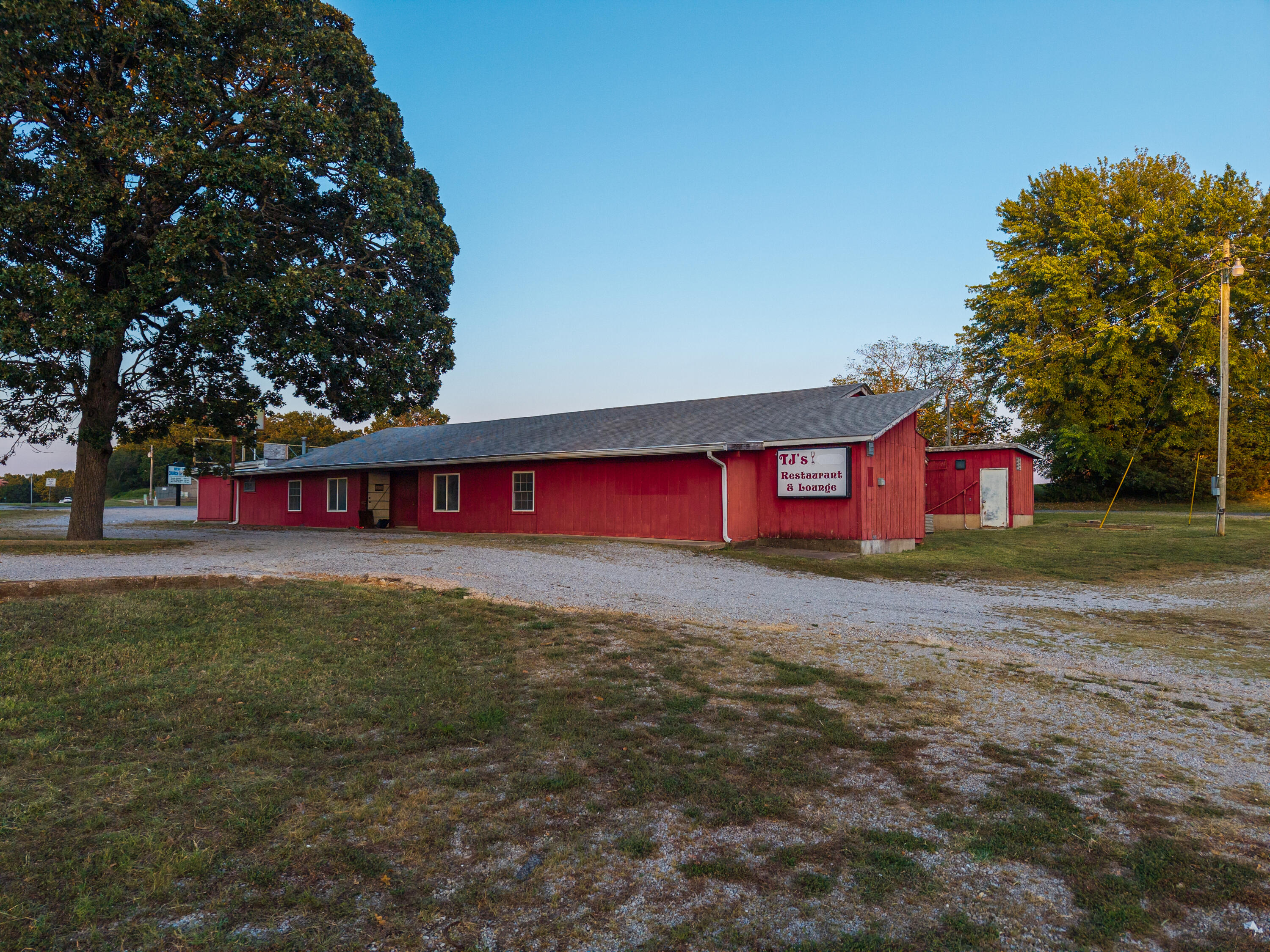 Photo 14 - Commercial Sale for sale – 4828  Us Highway 160   West Plains, MO