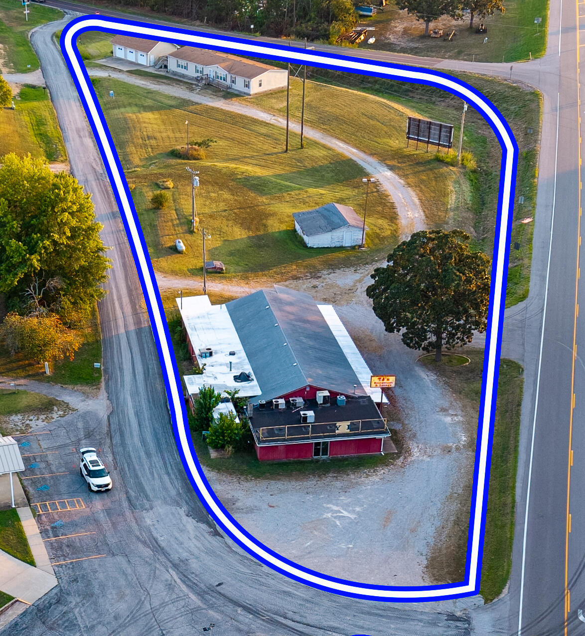 Photo 2 - Commercial Sale for sale – 4828  Us Highway 160   West Plains, MO