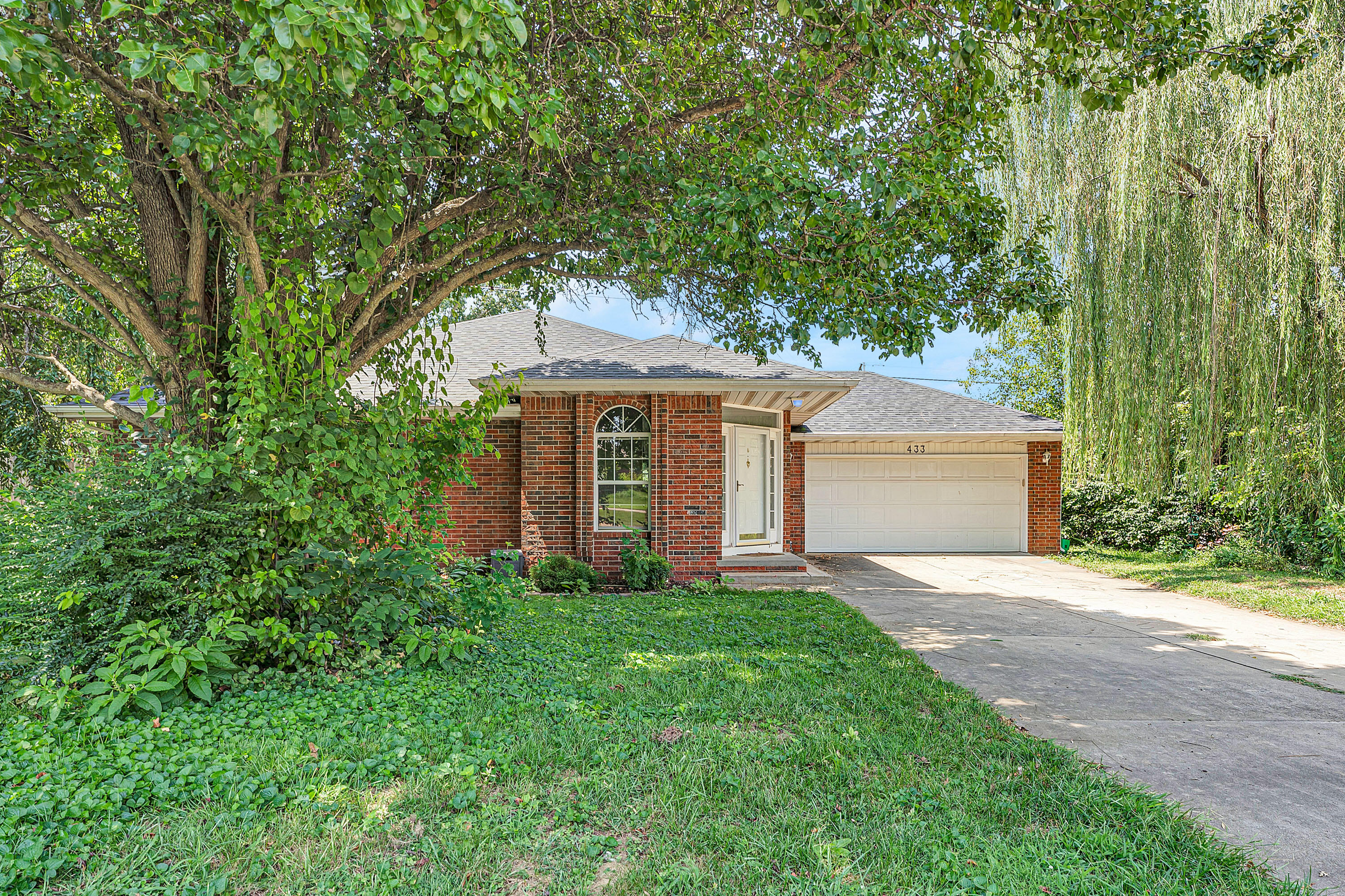 Photo 32 - Residential for sale – 433 S Devonshire Street  Nixa, MO