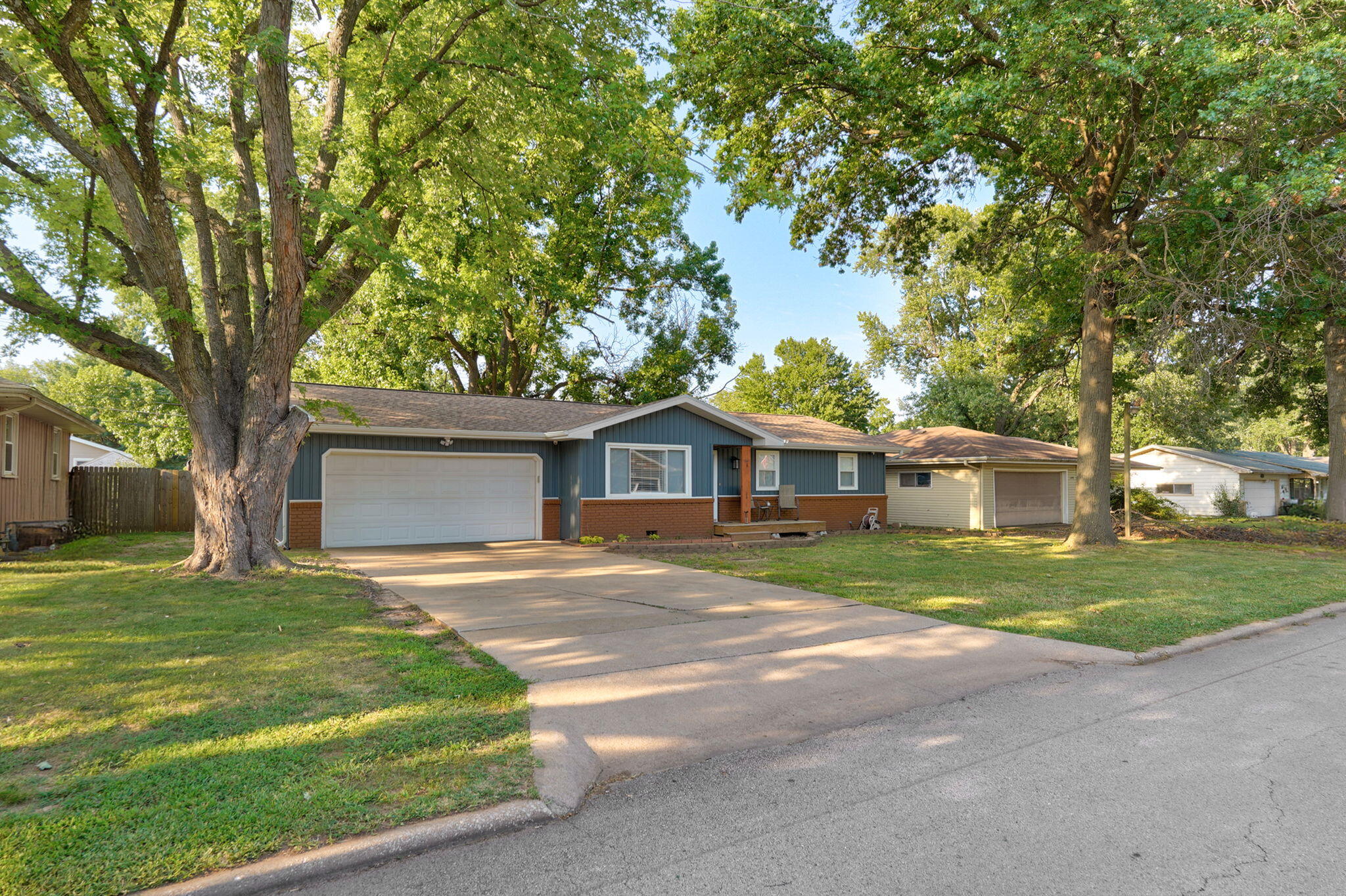 Photo 29 - Residential for sale – 1241 E Woodland Street  Springfield, MO