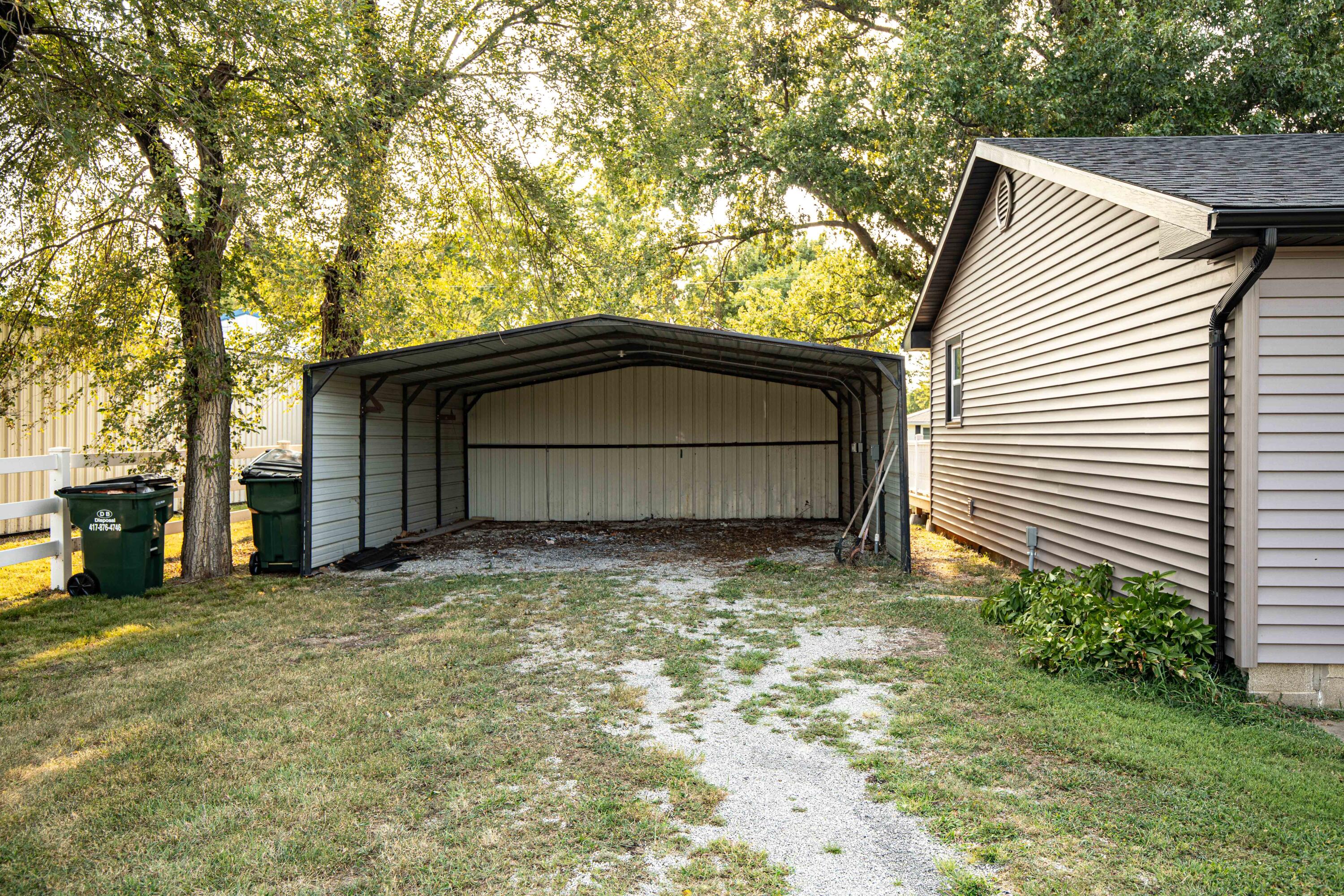 Photo 9 - Residential for sale – 1108 S Jackson Street  El Dorado Springs, MO