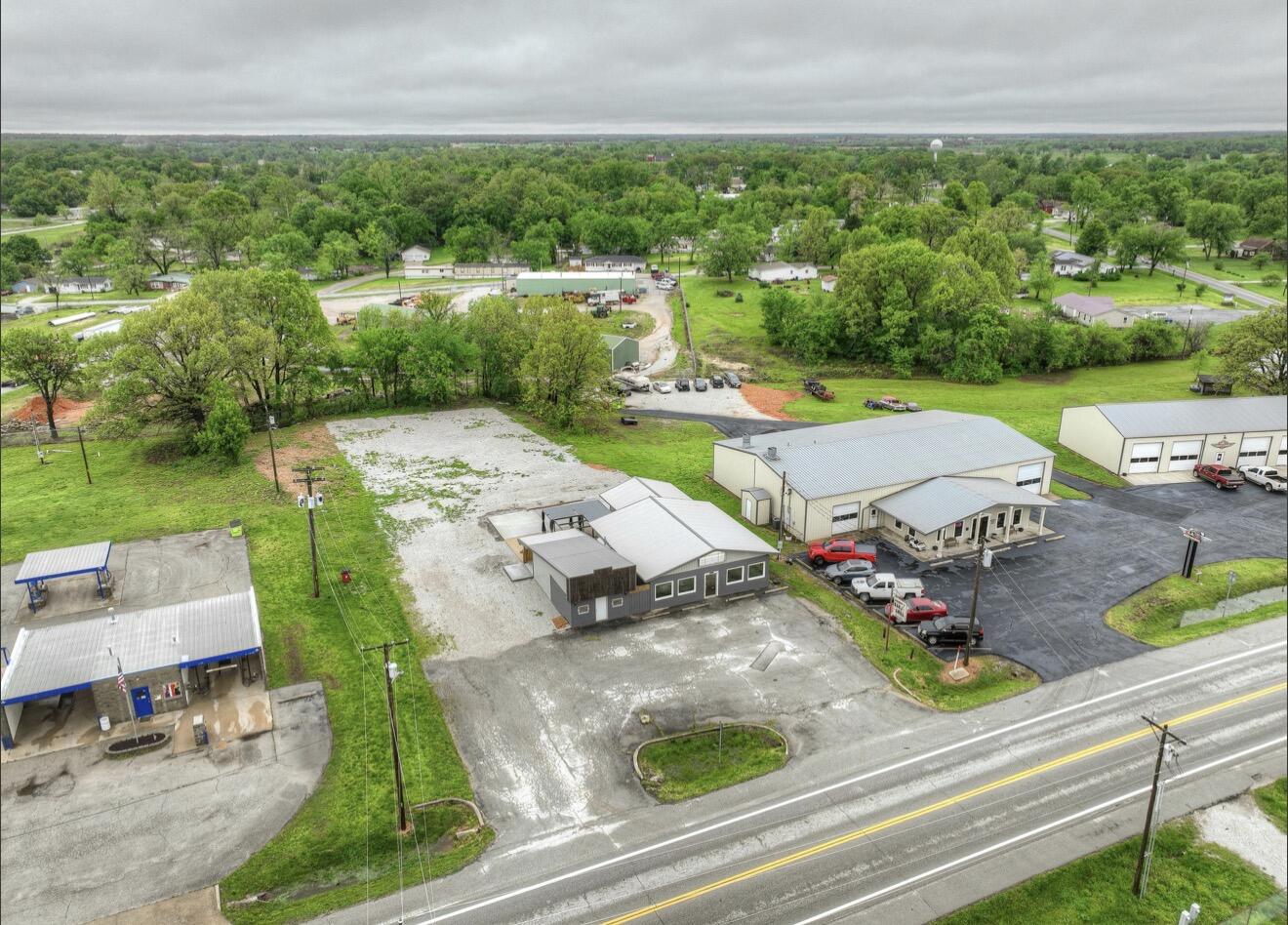 Photo 7 - Commercial Sale for sale – 514 W Valley Street  Granby, MO