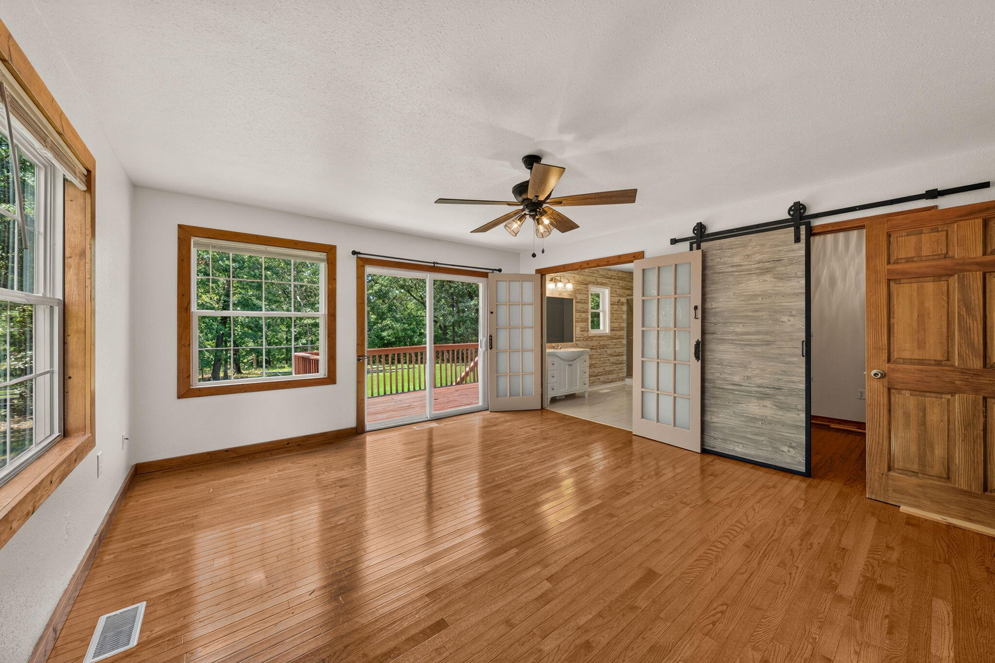 Photo 33 - Residential for sale – 22962  State Highway Tt   Versailles, MO