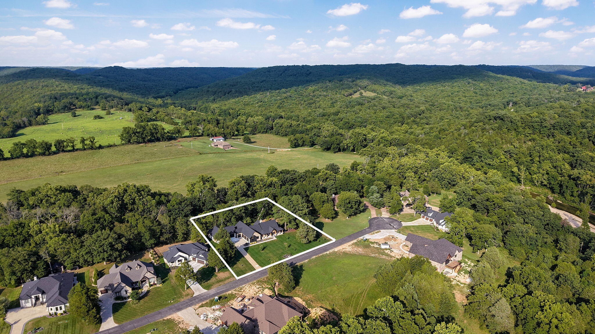 Photo 2 - Residential for sale – 781  Seven Pines Drive  Chestnutridge, MO
