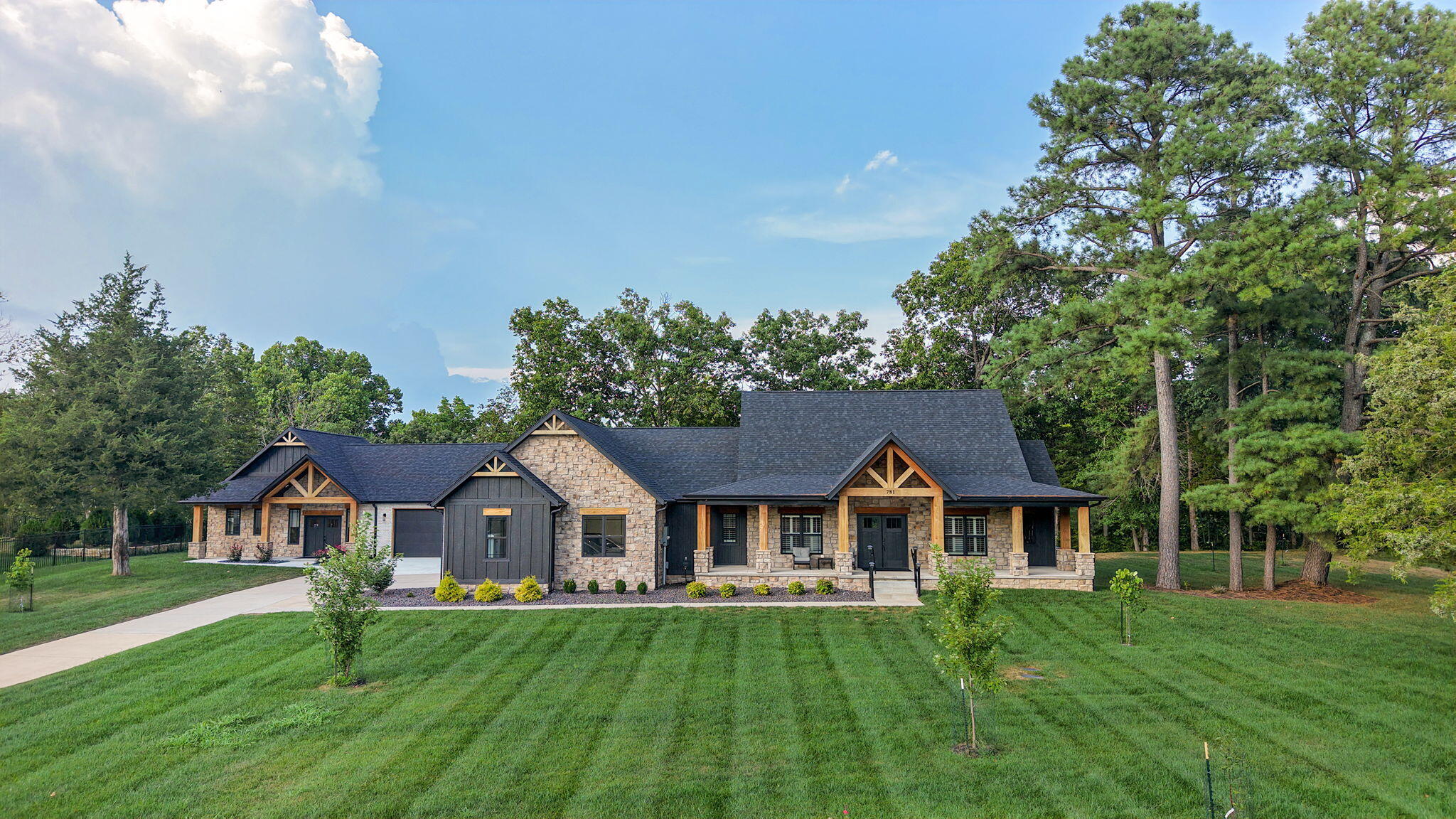 Photo 3 - Residential for sale – 781  Seven Pines Drive  Chestnutridge, MO