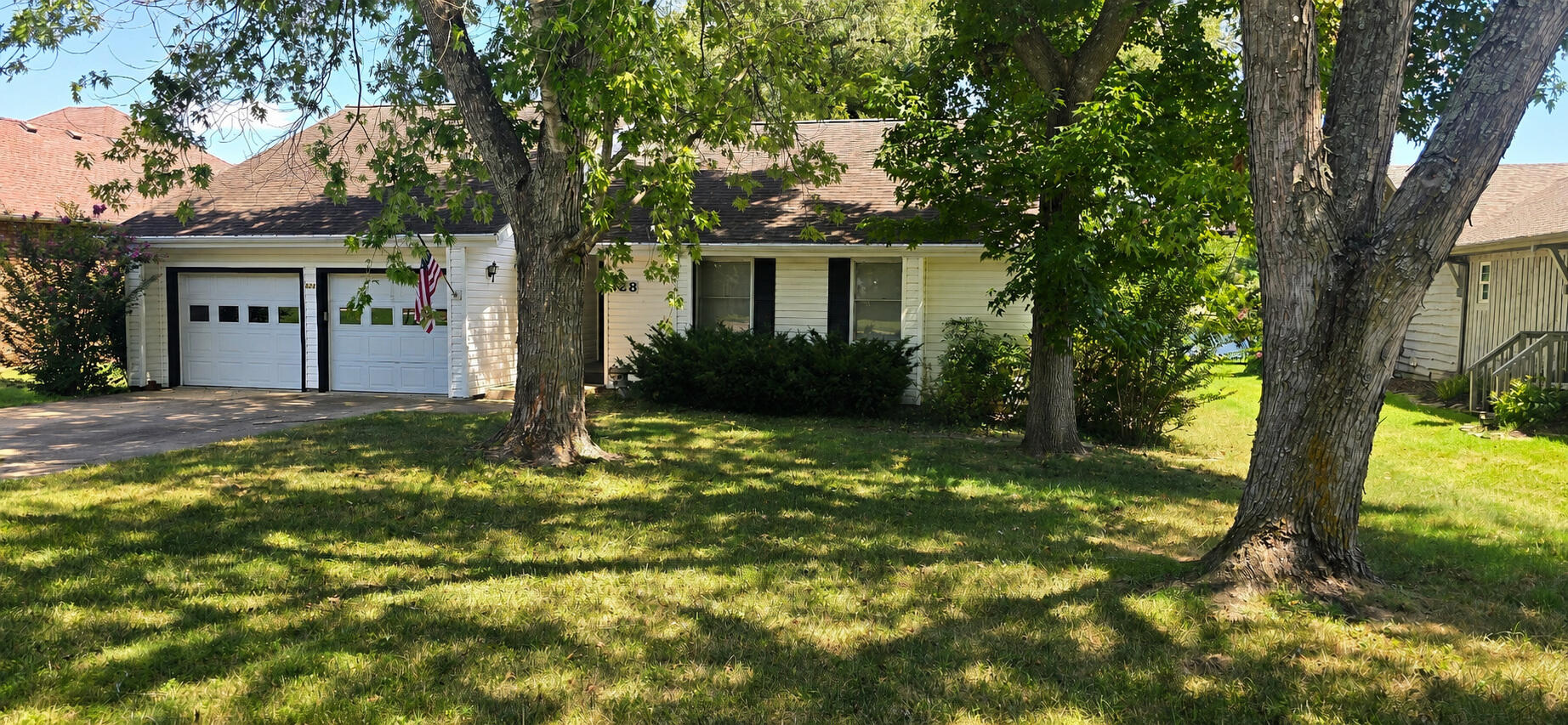 Photo 4 - Residential for sale – 628  Parnell Drive  Branson, MO