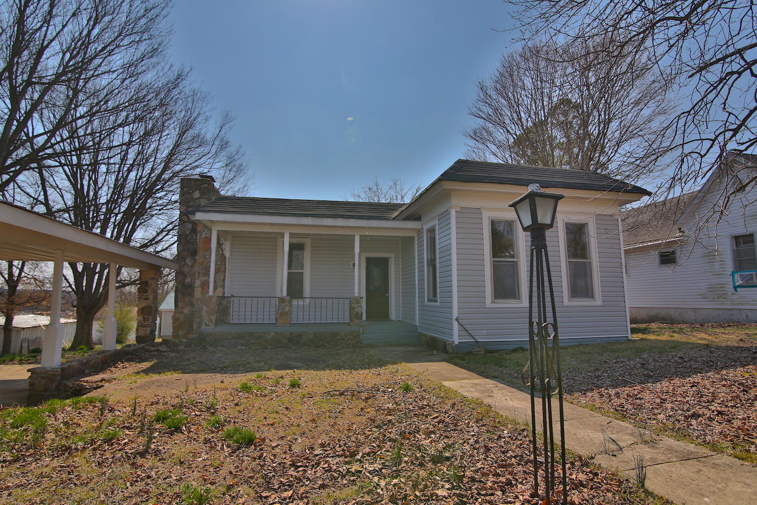 Photo 3 - Residential for sale – 213  Arch Street  Thayer, MO