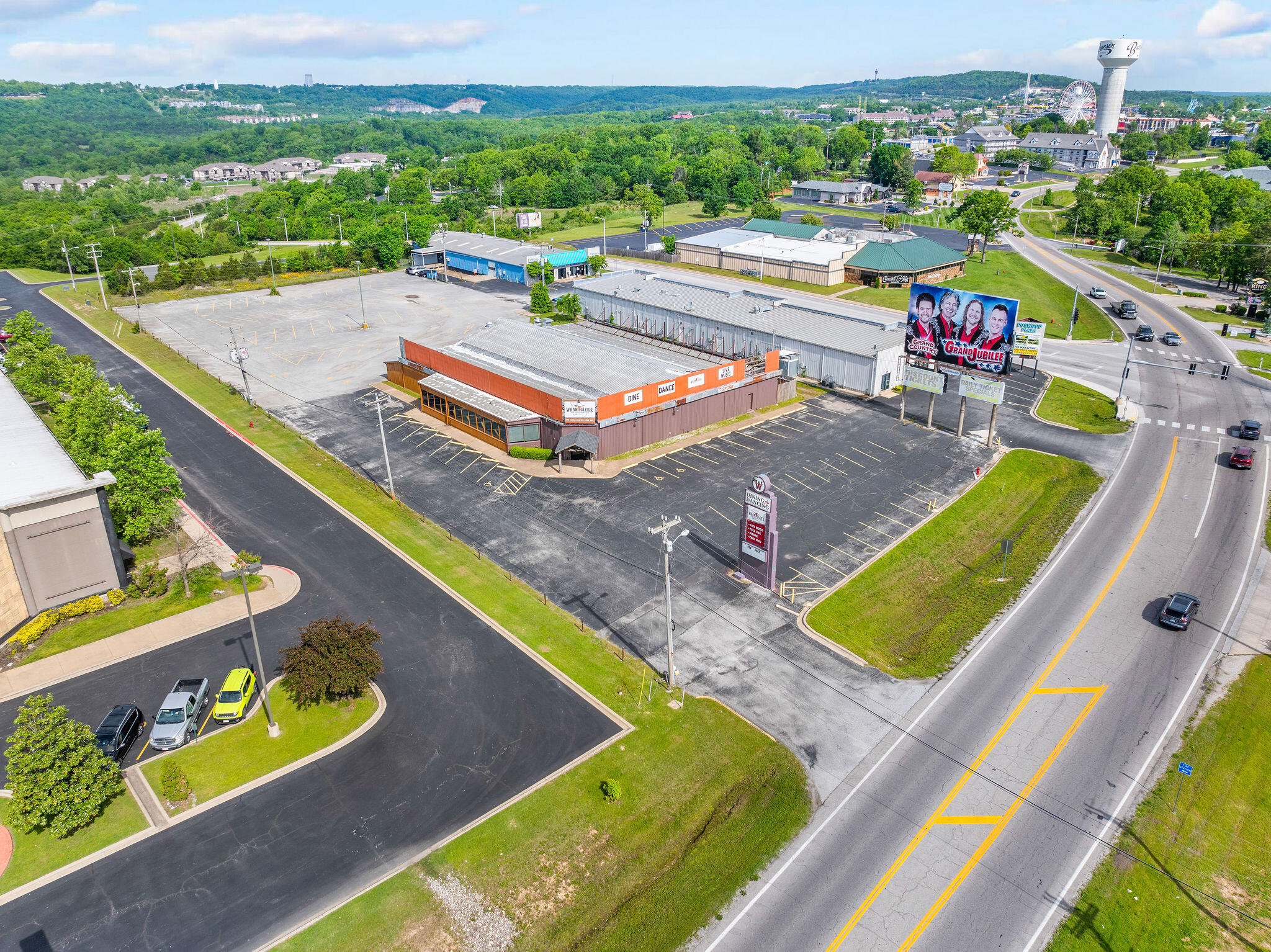 Photo 71 - Commercial Sale for sale – 625  State Highway 165   Branson, MO