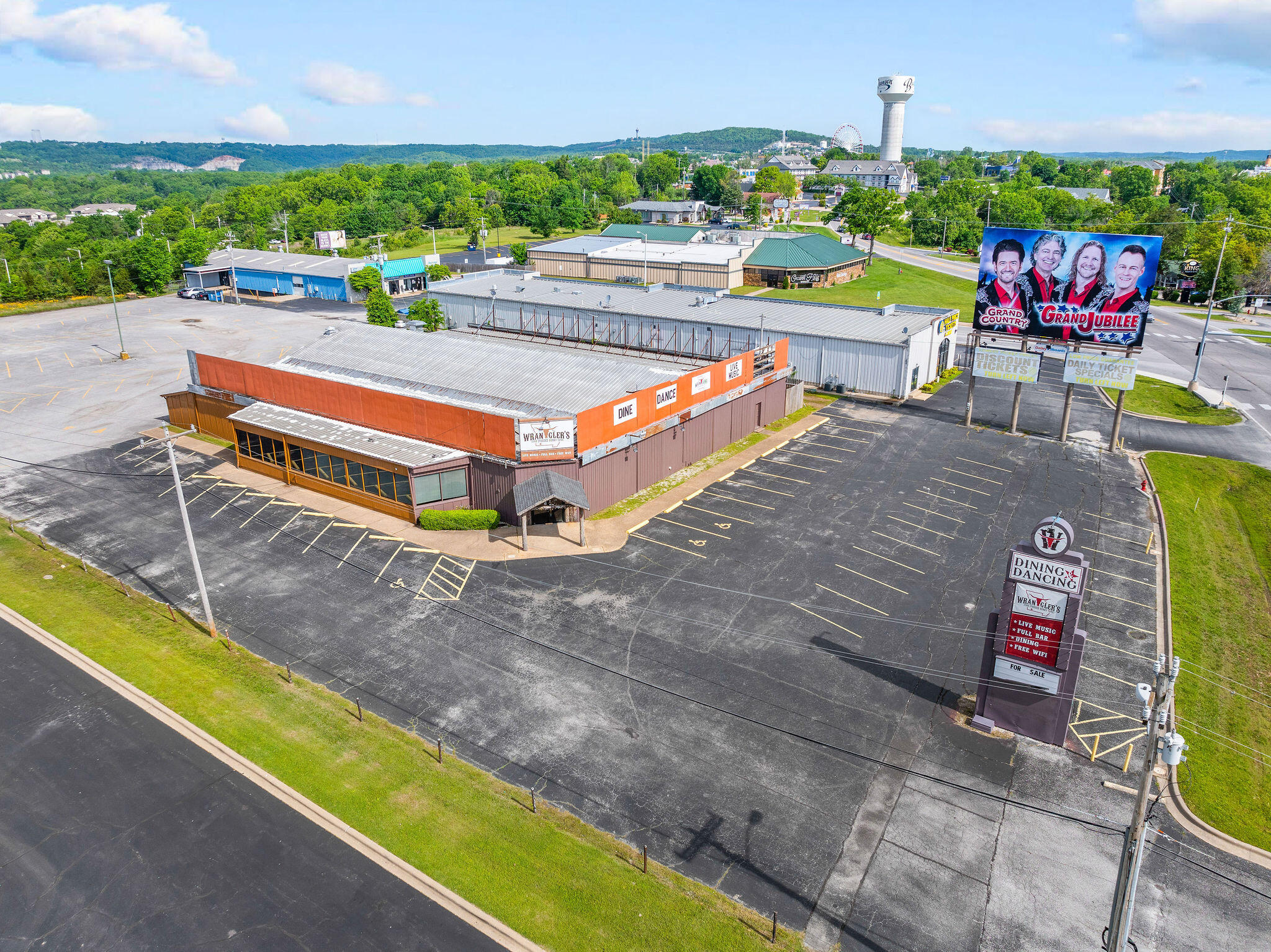 Photo 70 - Commercial Sale for sale – 625  State Highway 165   Branson, MO