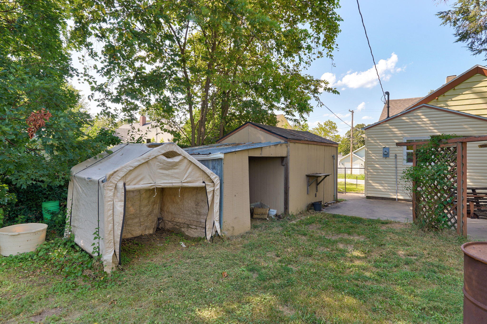 Photo 20 - Residential for sale – 908 W Della Street  Springfield, MO