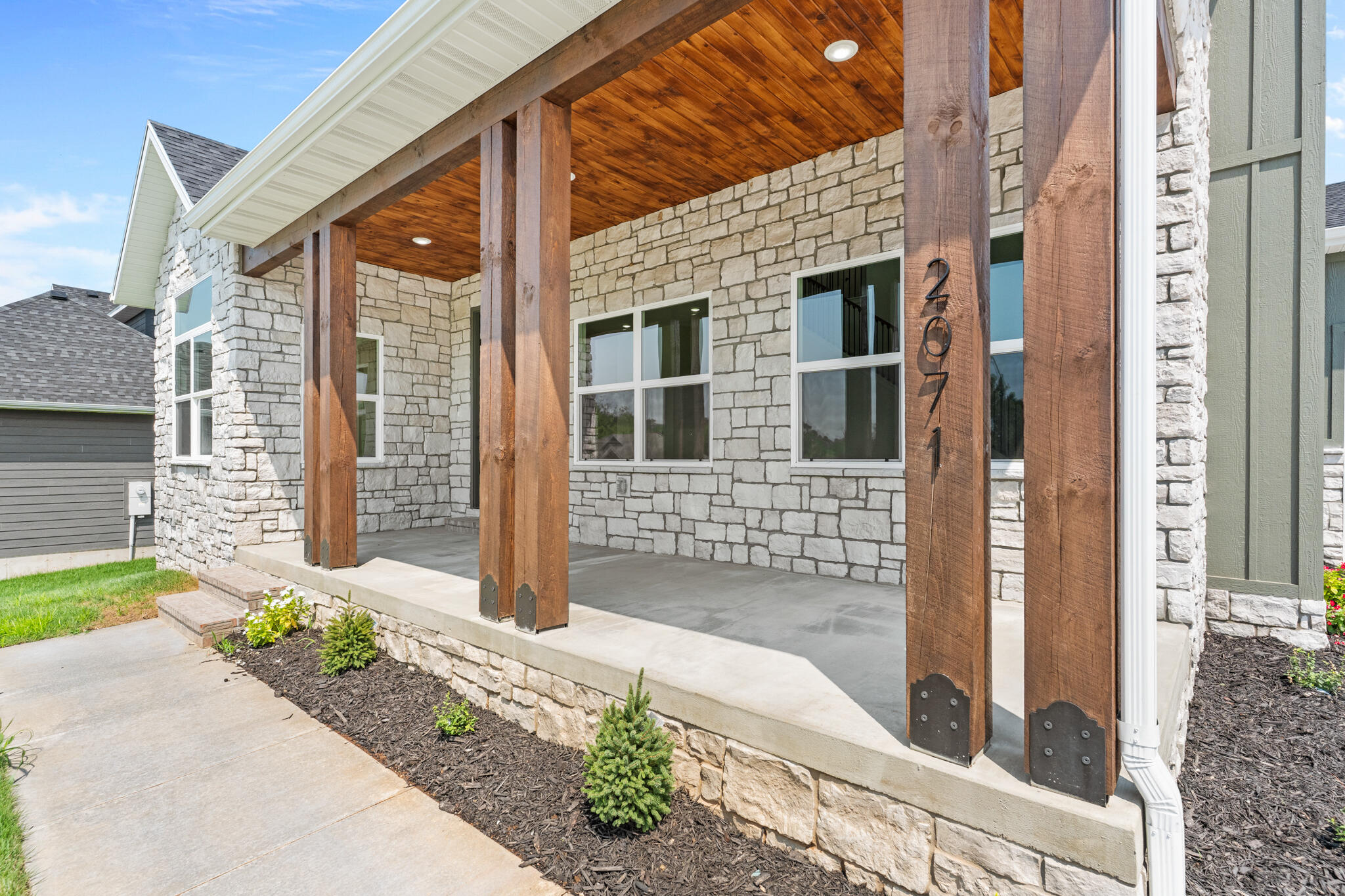 Photo 8 - Residential for sale – 2071 E Will Street  Republic, MO